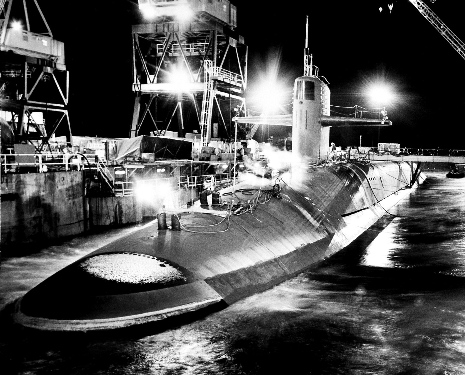 ssbn-728 uss florida ballistic missile submarine us navy 1983 69 inclining experiments groton connecticut