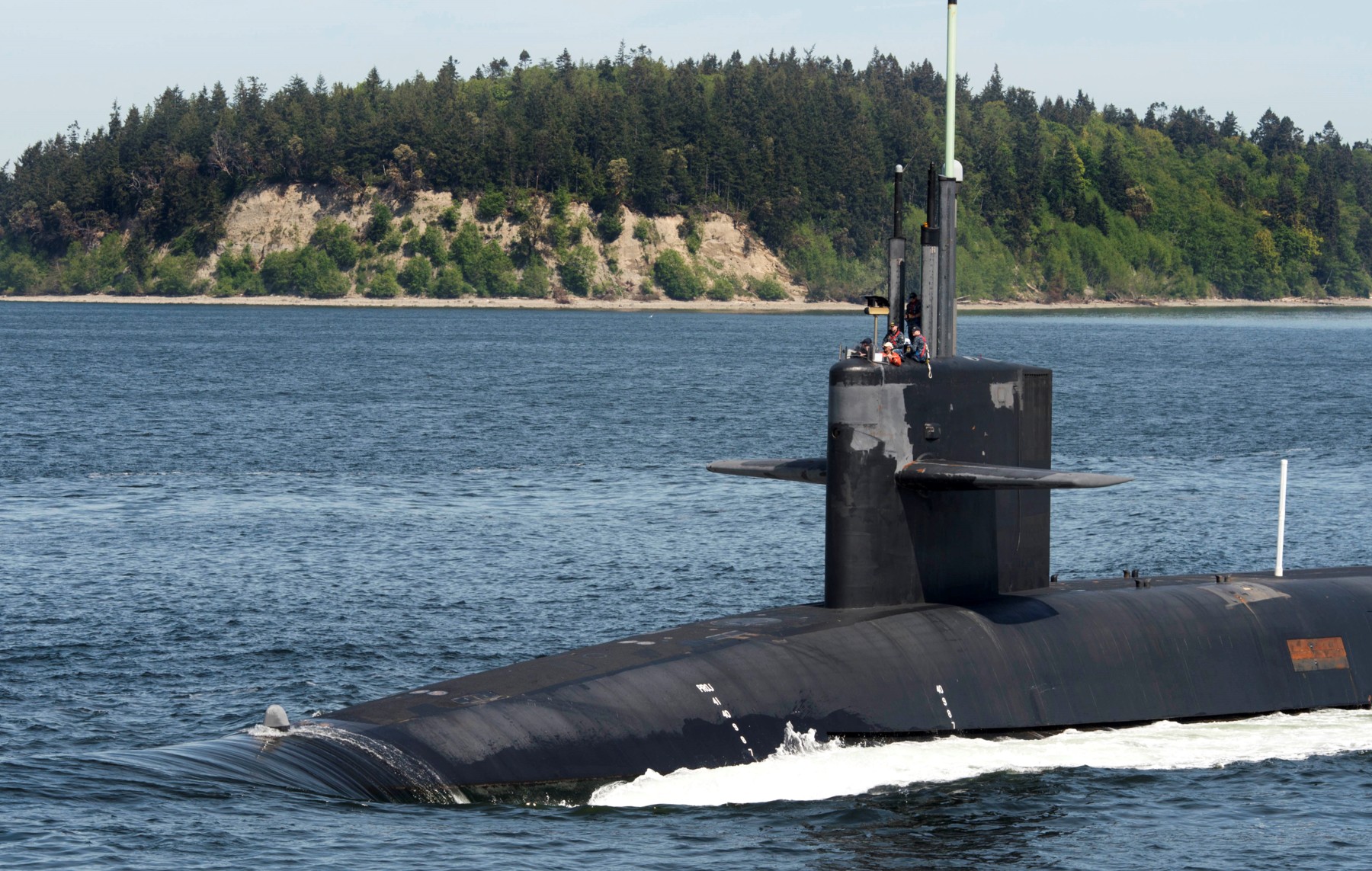 ssbn-730 uss henry m. jackson ohio class ballistic missile submarine 2016 07 puget sound