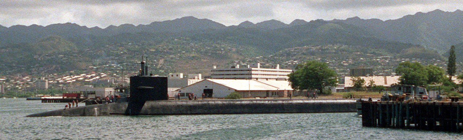 ssbn-730 uss henry m. jackson ohio class ballistic missile submarine 1987 32 pearl harbor