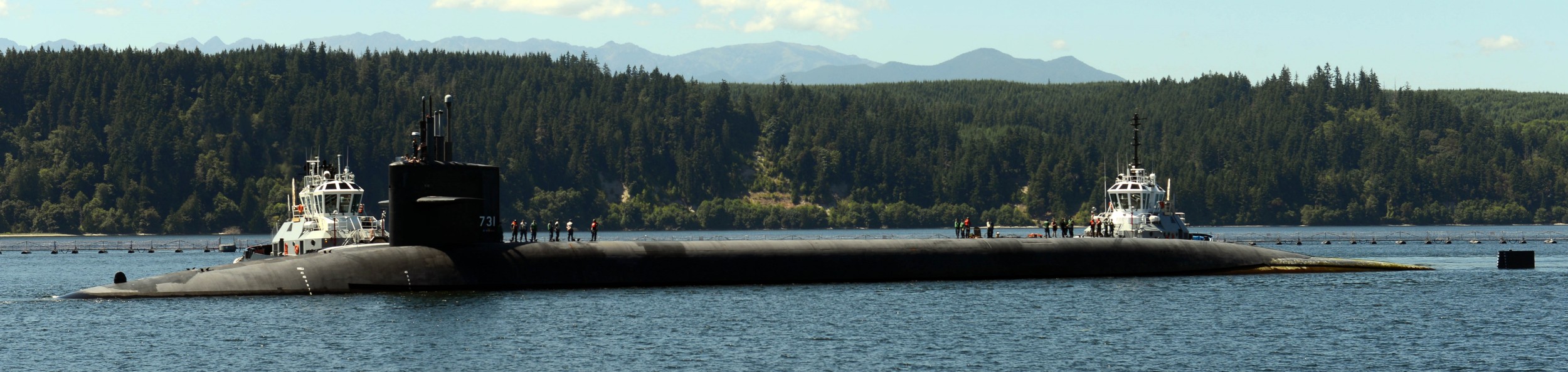 ssbn-731 uss alabama ohio class ballistic missile submarine 2014 12 naval base kitsap bangor washington