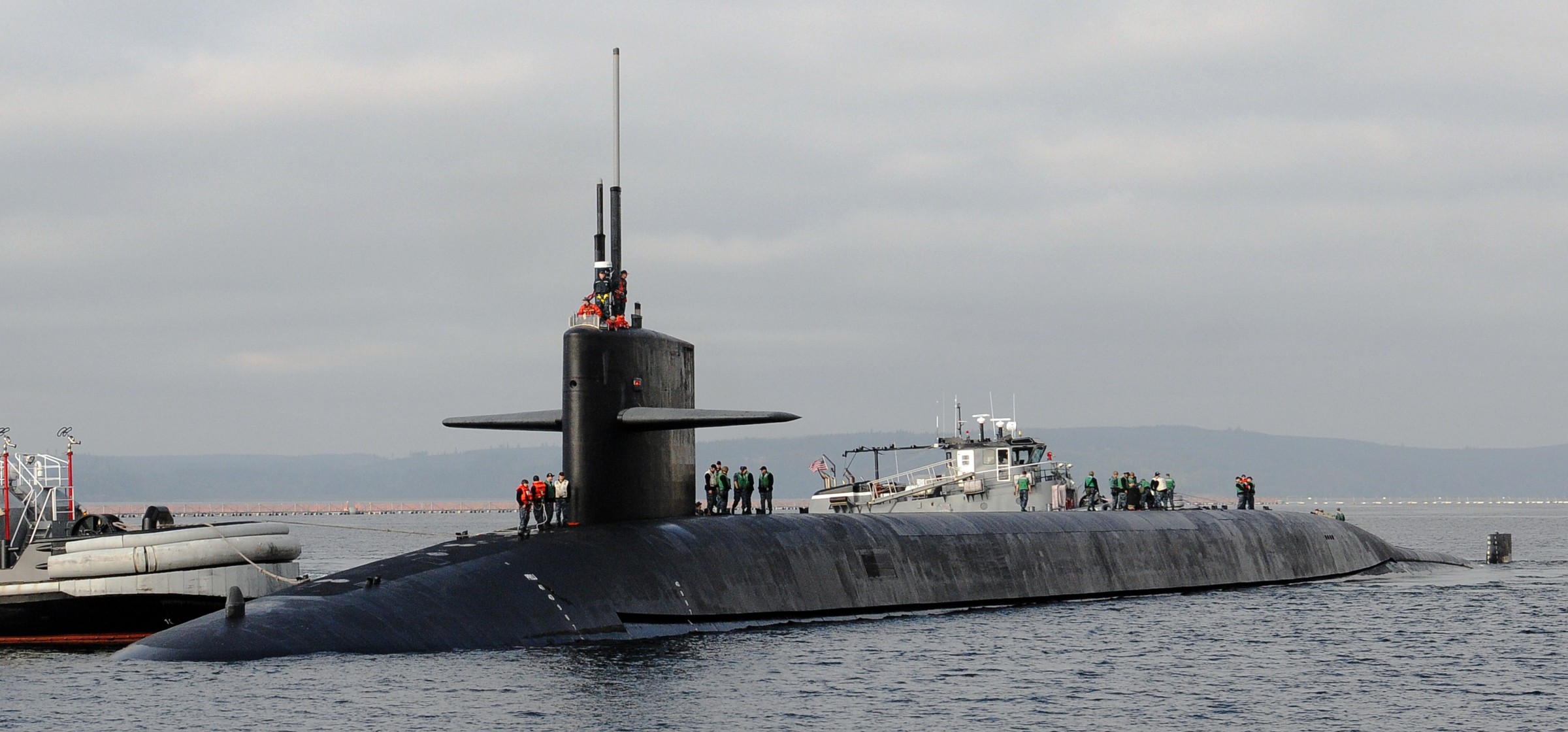 ssbn-731 uss alabama ohio class ballistic missile submarine 2012 18 naval base kitsap bangor bremerton washington