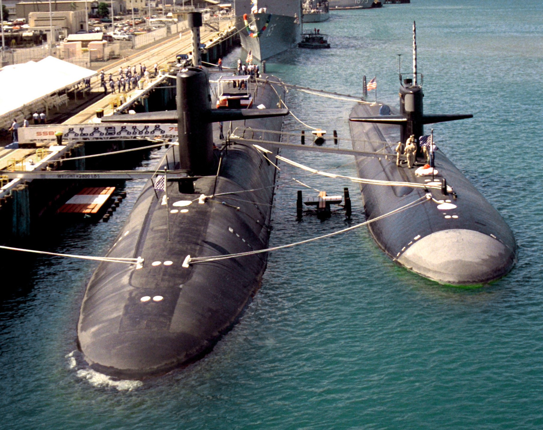 ssbn-731 uss alabama ohio class ballistic missile submarine 1991 38 pearl harbor hawaii