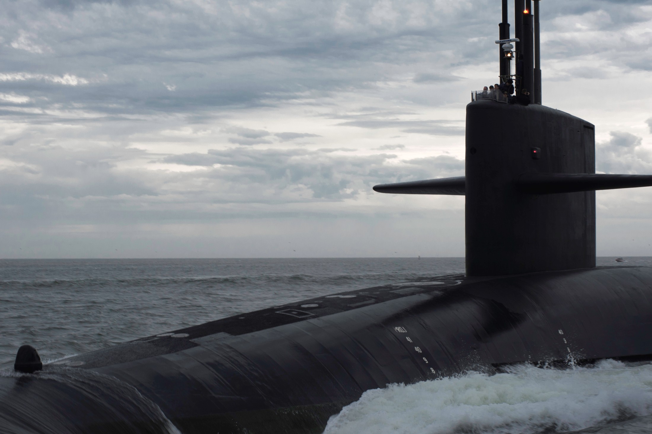 ssbn-732 uss alaska ohio class ballistic missile submarine 2012 07