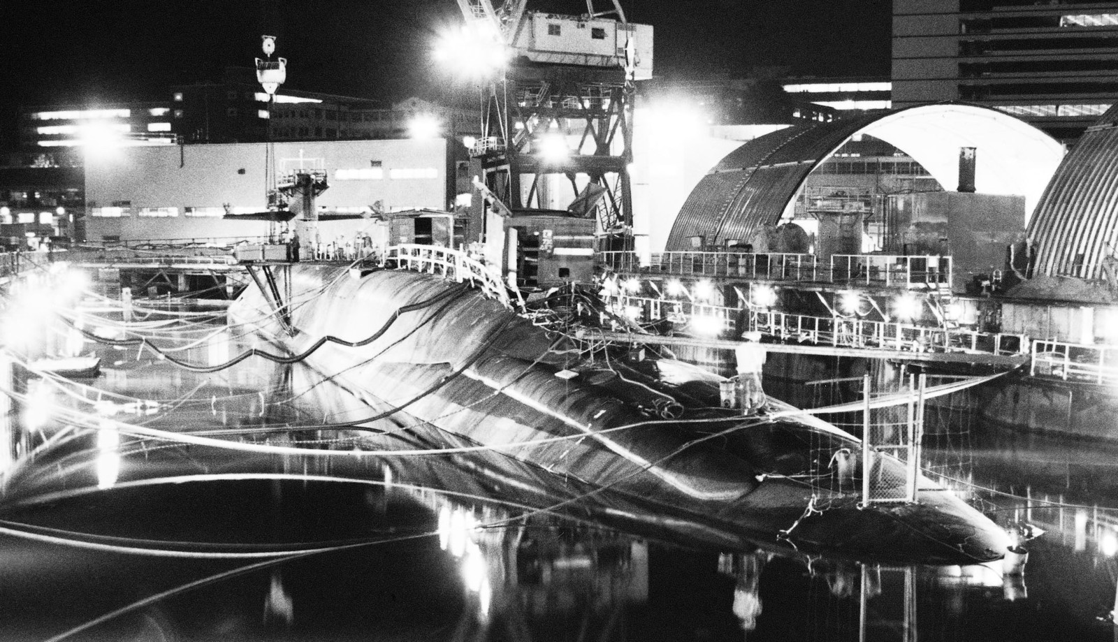 ssbn-732 uss alaska ohio class ballistic missile submarine 1985 16 inclining experiments naval submarine base groton connecticut