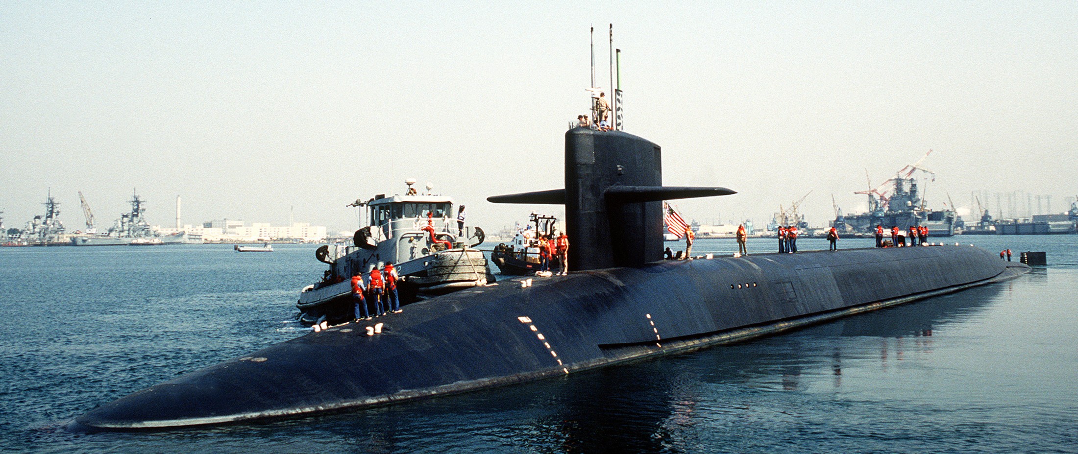 ssbn-733 uss nevada ohio class ballistic missile submarine 1990 25 long beach naval shipyard california