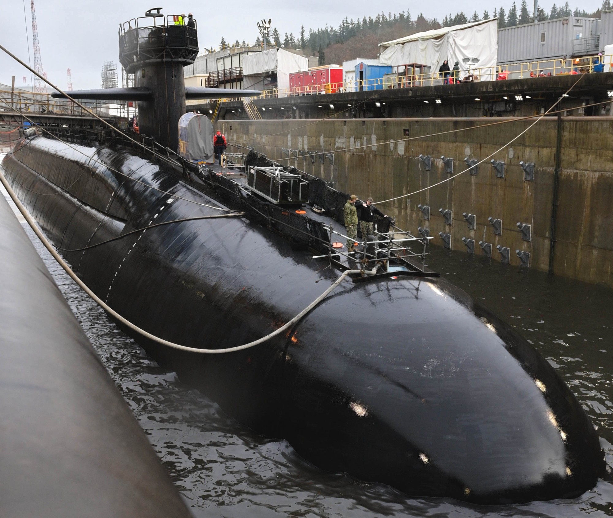 ssbn-733 uss nevada ballistic missile submarine trident refit facility bangor kitsap delta pier 52