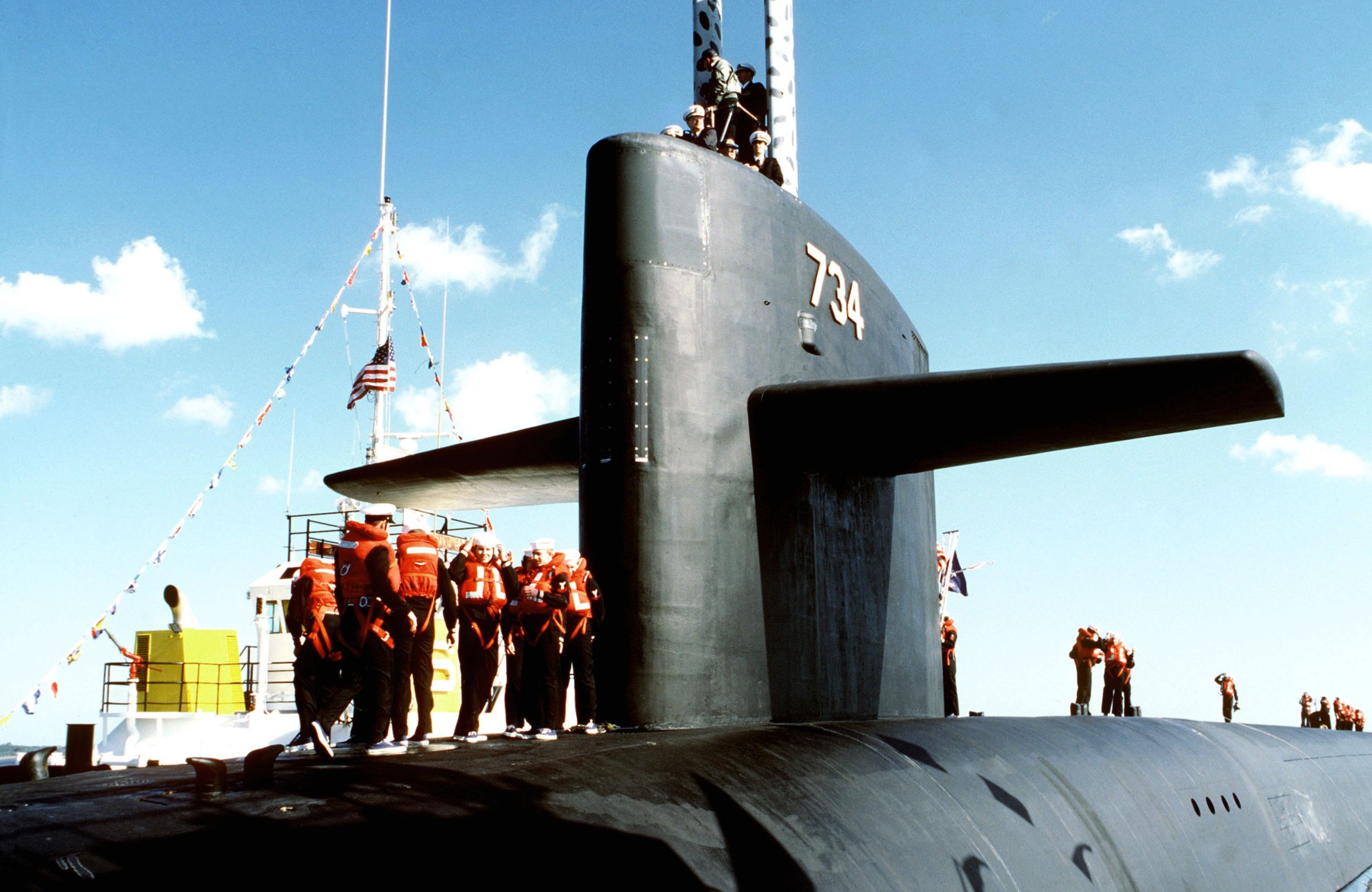 ssbn-734 uss tennessee ballistic missile submarine ohio class us navy 45