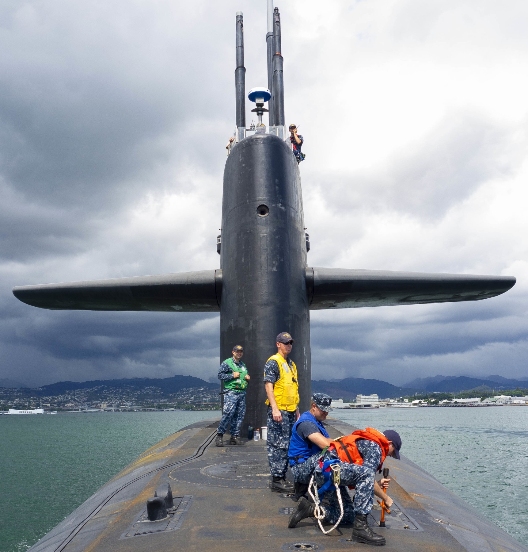 ssbn-739 uss nebraska ballistic missile submarine joint base pearl harbor hickam hawaii 2017 30