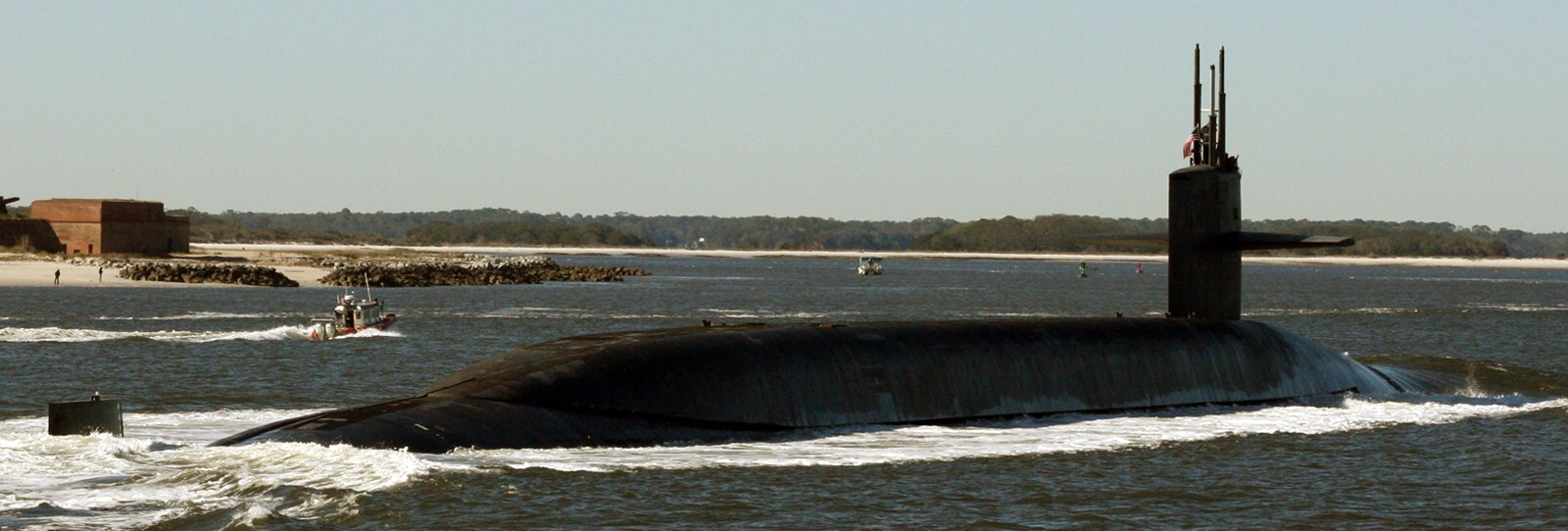 ssbn-740 uss rhode island ballistic missile submarine base kings bay 2009 10