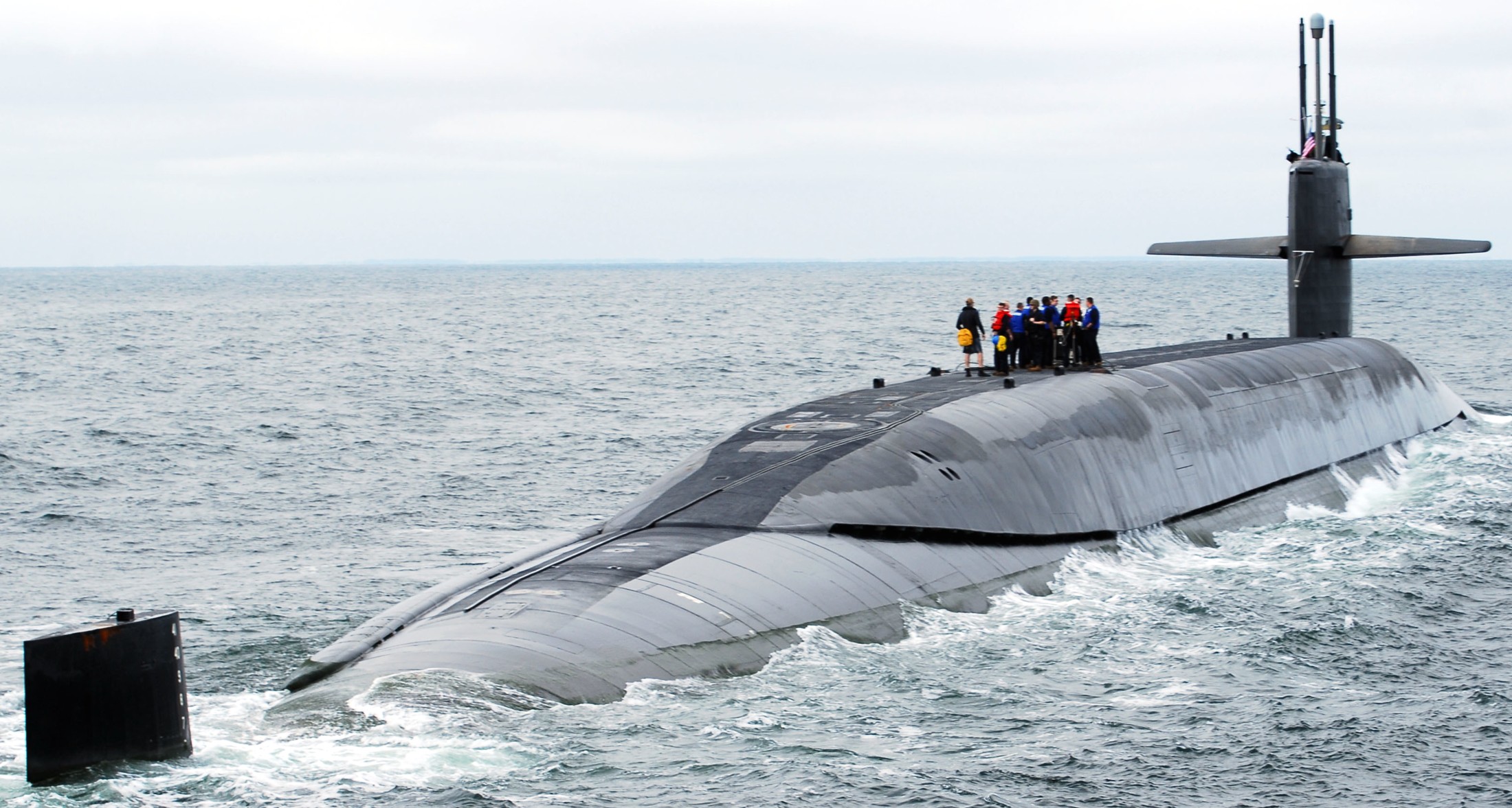 ssbn-740 uss rhode island ballistic missile submarine general dynamics electric boat gdeb groton 41x