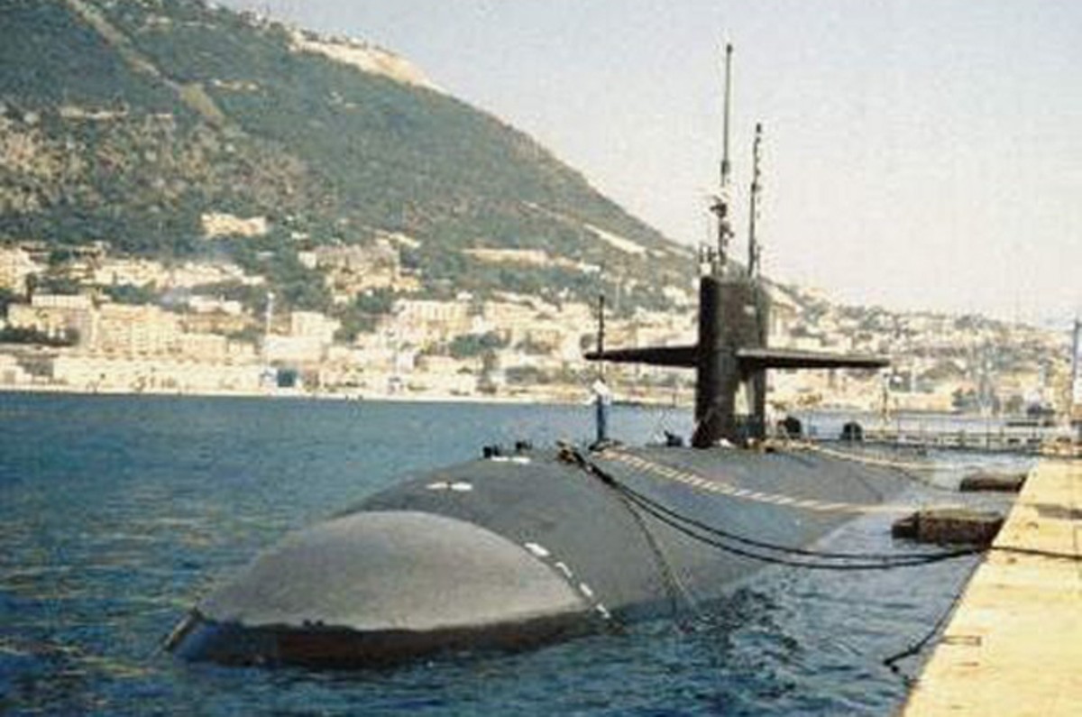 uss groton ssn-694 los angeles class attack submarine us navy gibraltar 02