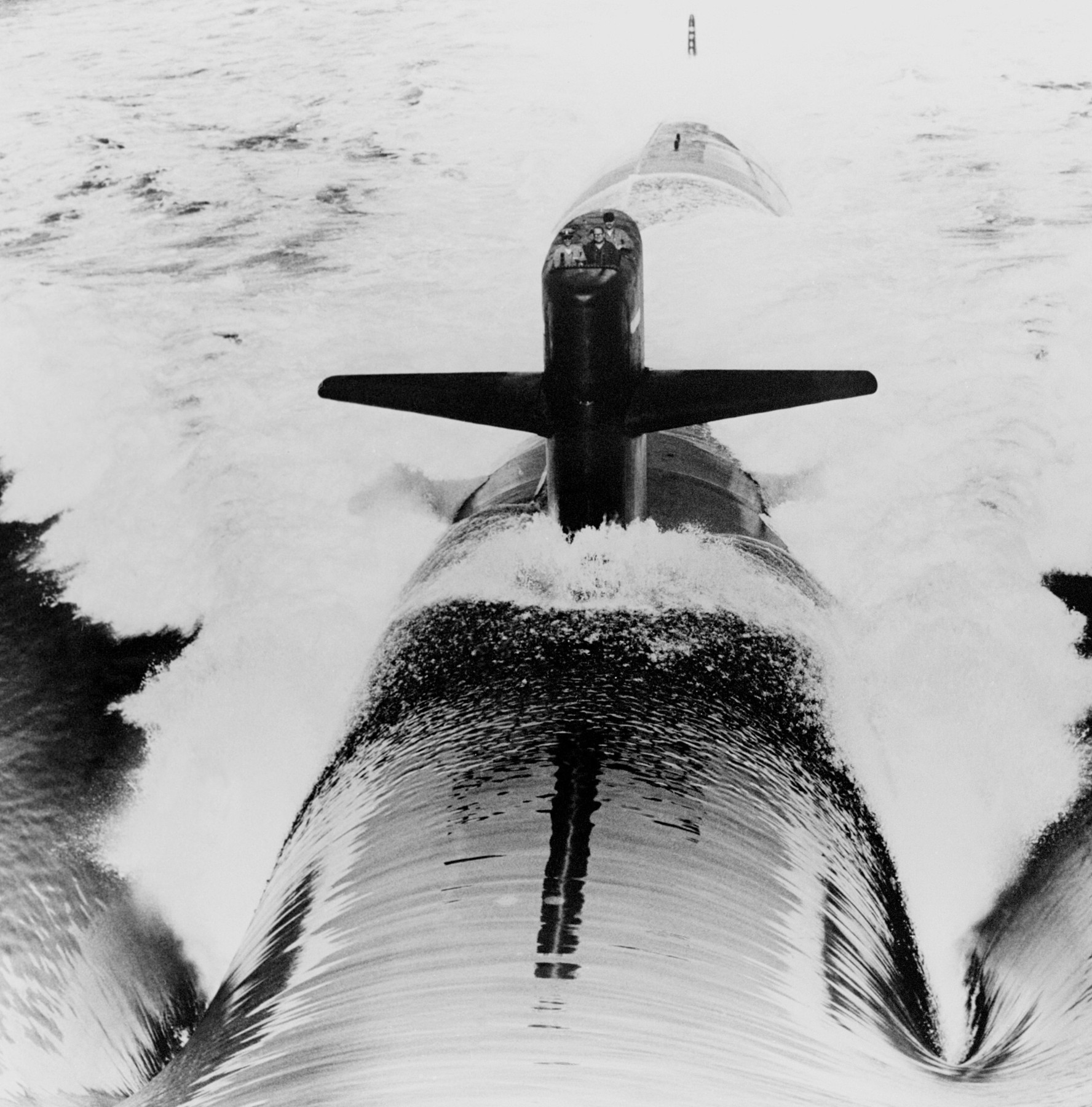 uss groton ssn-694 los angeles class attack submarine us navy 1984 05