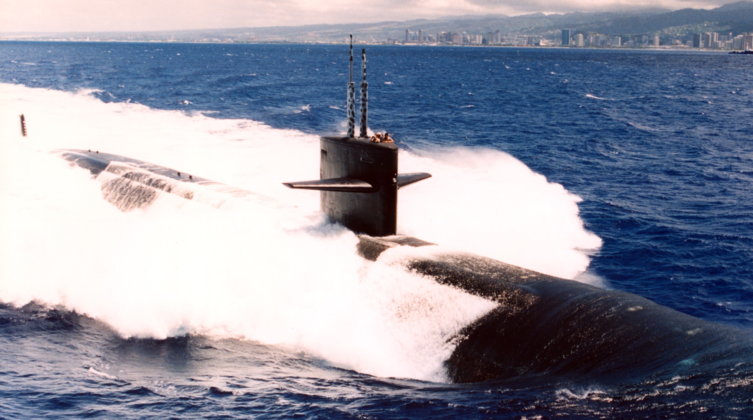 uss new york city ssn-696 los angeles class attack submarine general dynamics electric boat groton 05x