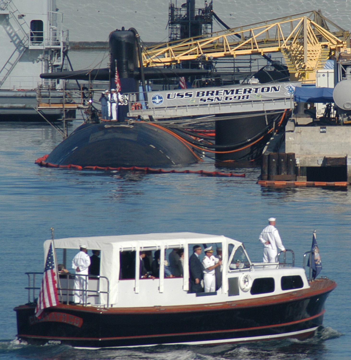 uss bremerton ssn-698 los angeles class attack submarine us navy president george bush 2003