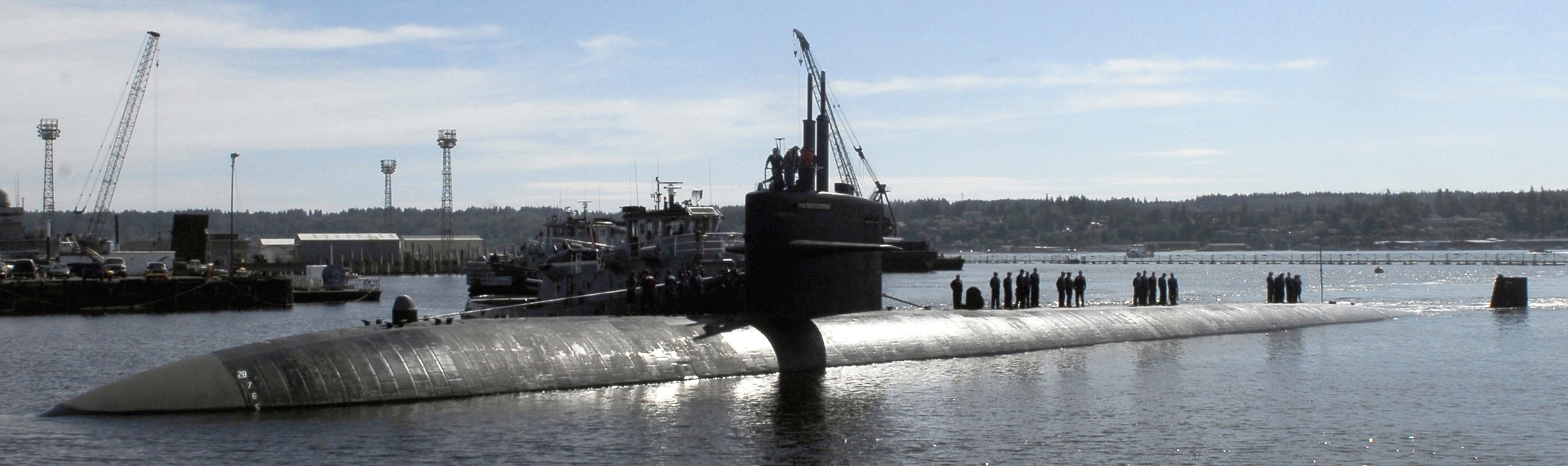 uss bremerton ssn-698 los angeles class attack submarine us navy 2009 10