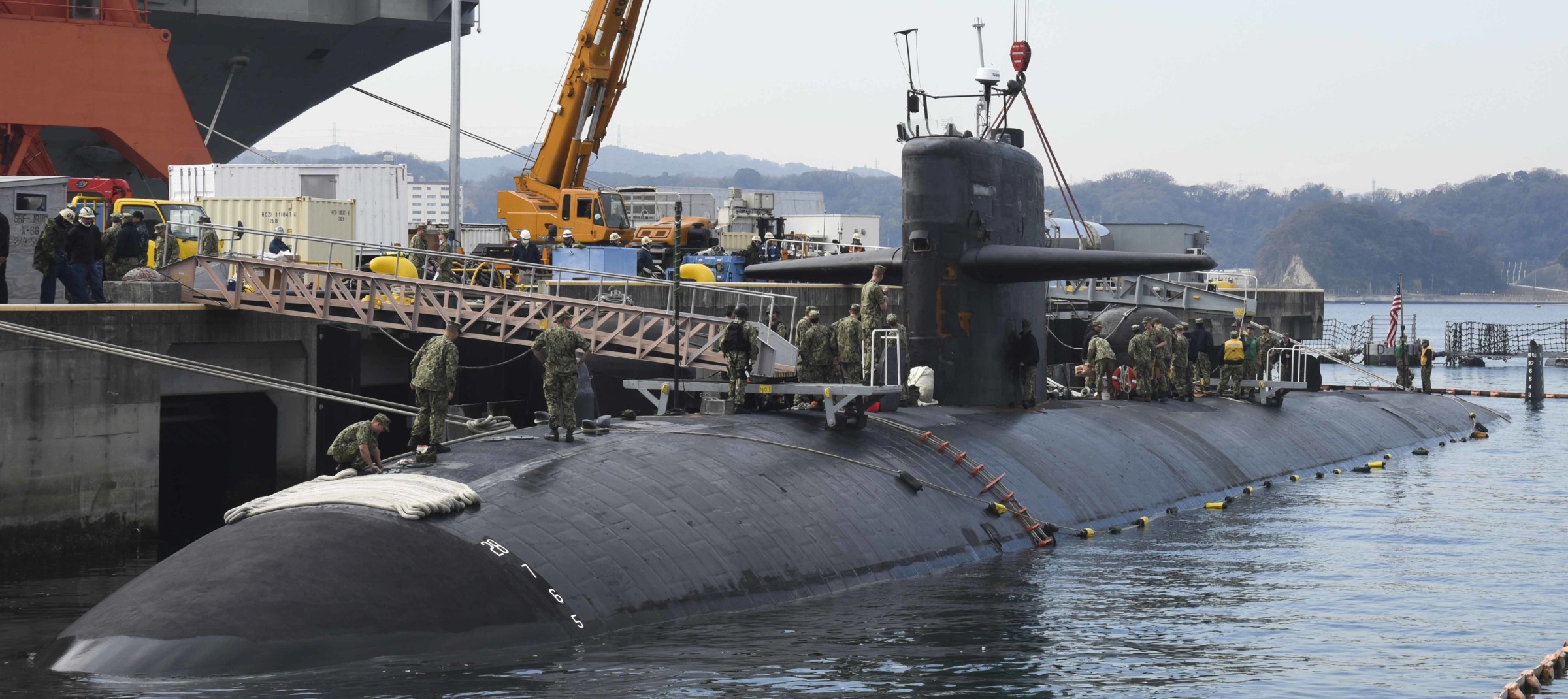 uss bremerton ssn-698 los angeles class attack submarine us navy yokosuka japan 2017 35
