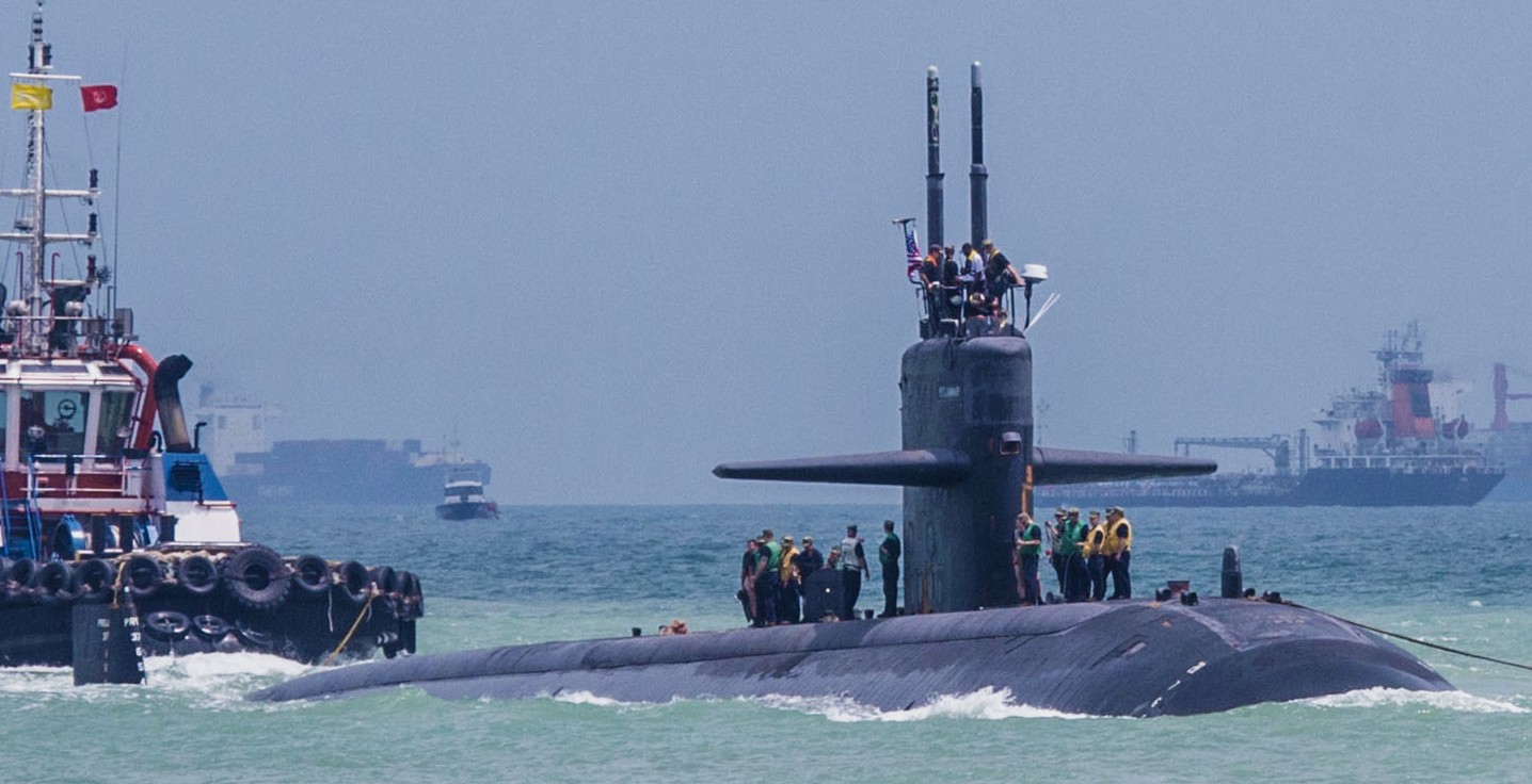 uss bremerton ssn-698 los angeles class attack submarine us navy singapore 2018 37