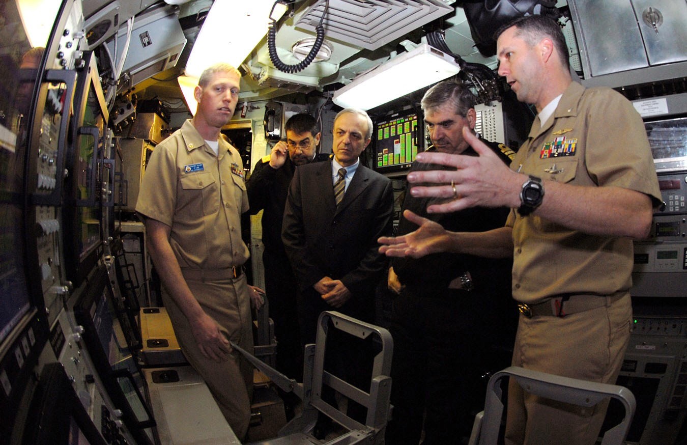 uss jacksonville ssn-699 los angeles class attack submarine us navy naval station norfolk virginia 2009 40