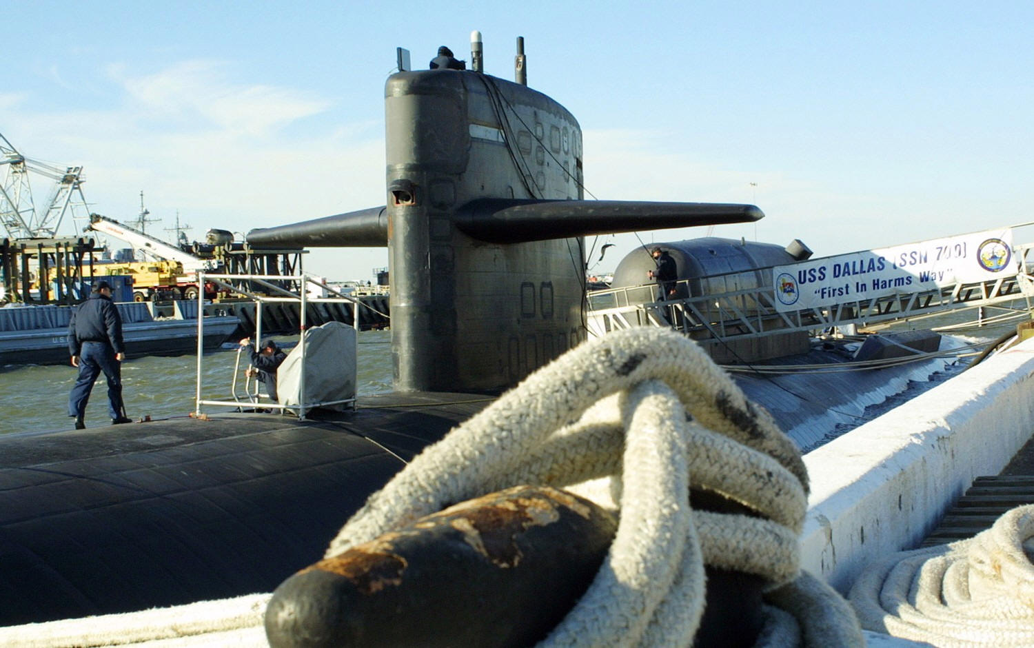 ssn-700 uss dallas norfolk naval station virginia