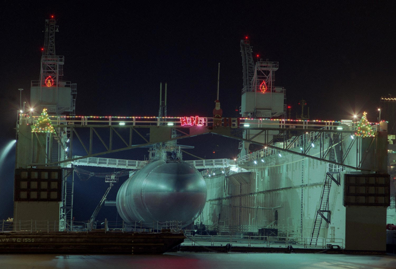 uss hyman g. rickover ssn-709 dry dock