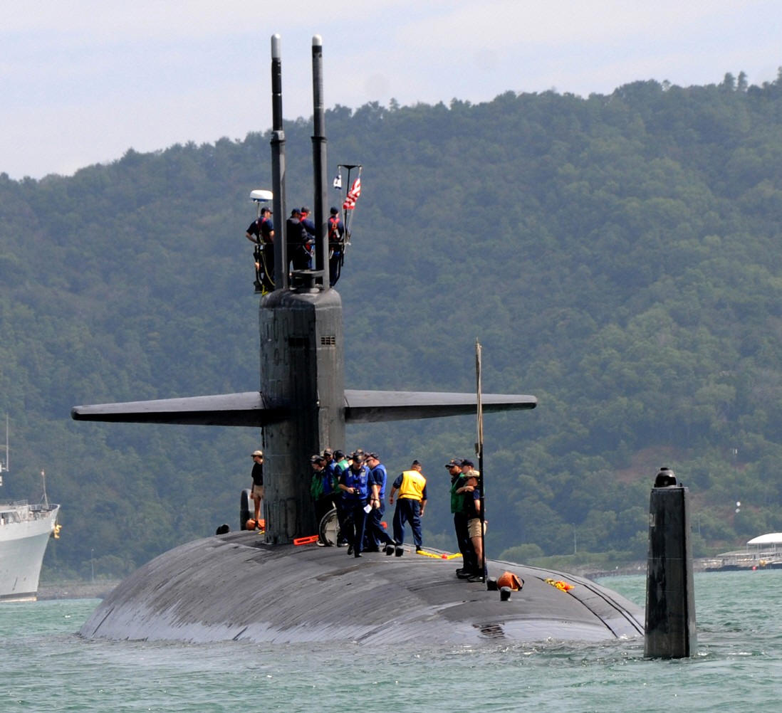 ssn-713 uss houston sepangar malaysia