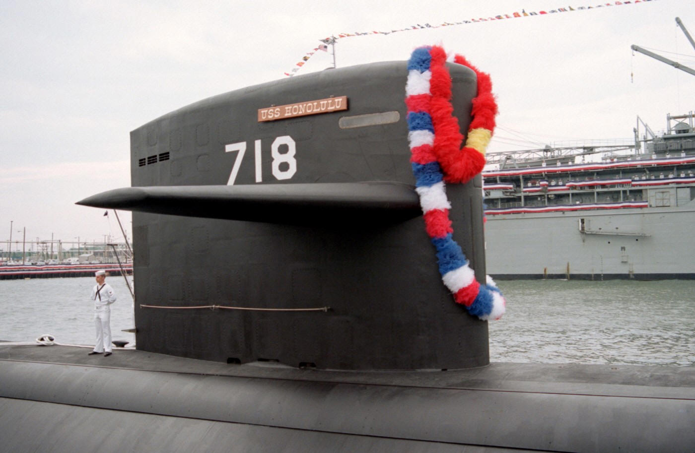 ssn-718 uss honolulu commissioning ceremony july 1985