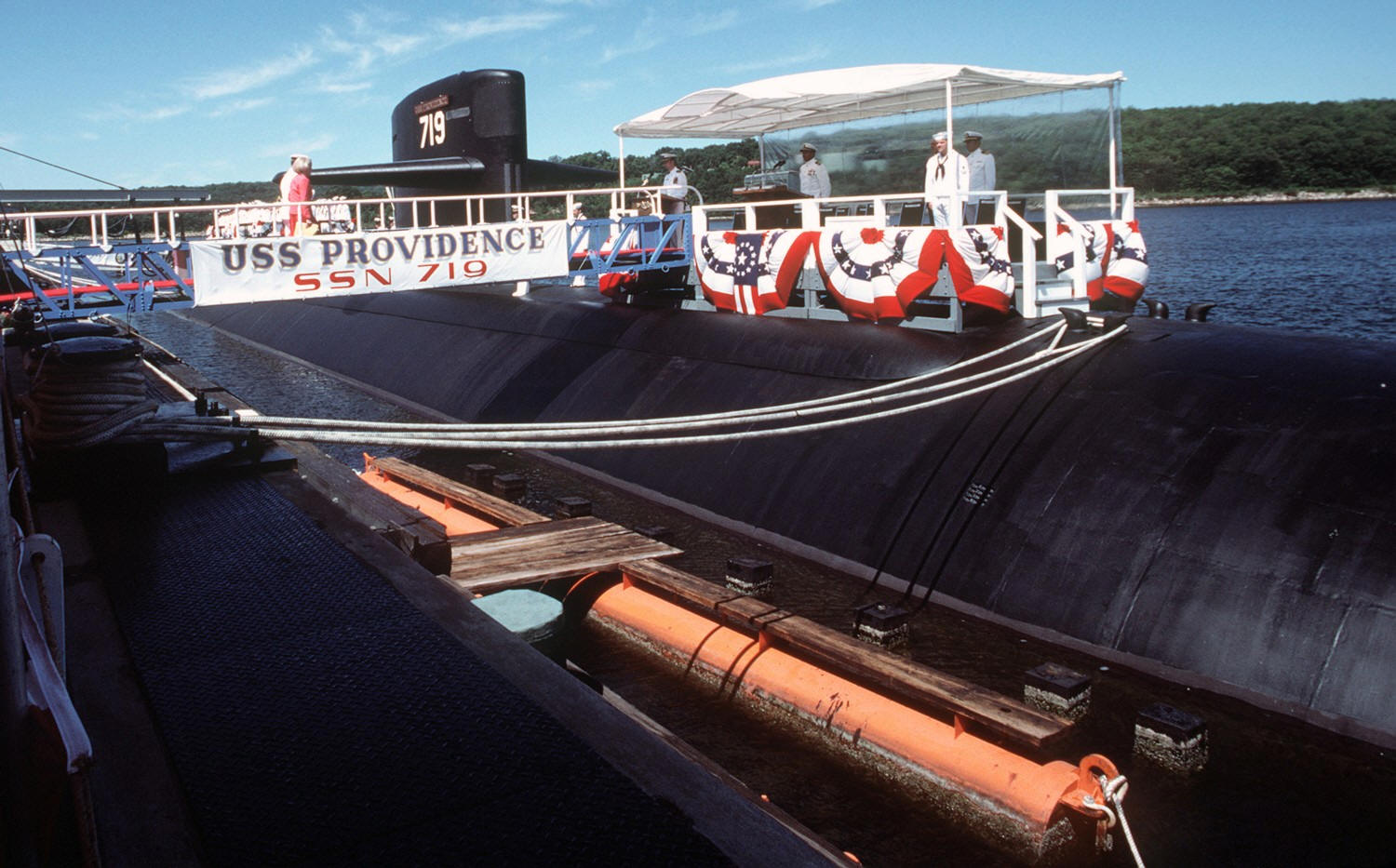 ssn-719 uss providence commissioning ceremony july 1985
