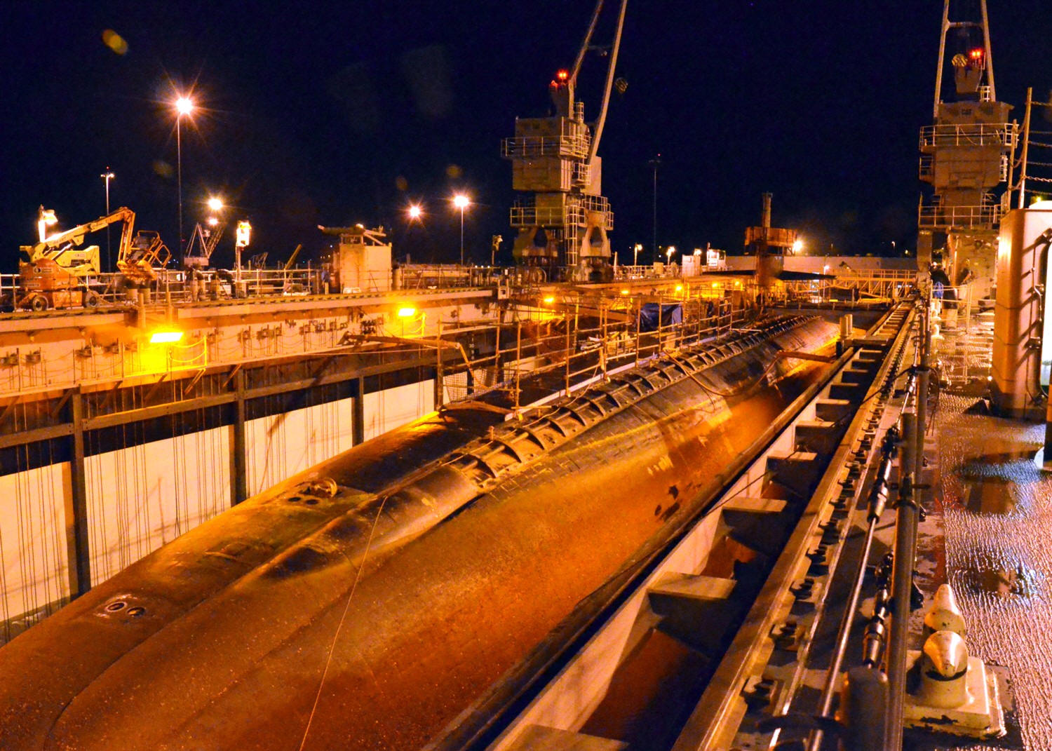 ssn-720 uss pittsburgh dry dock groton 2012