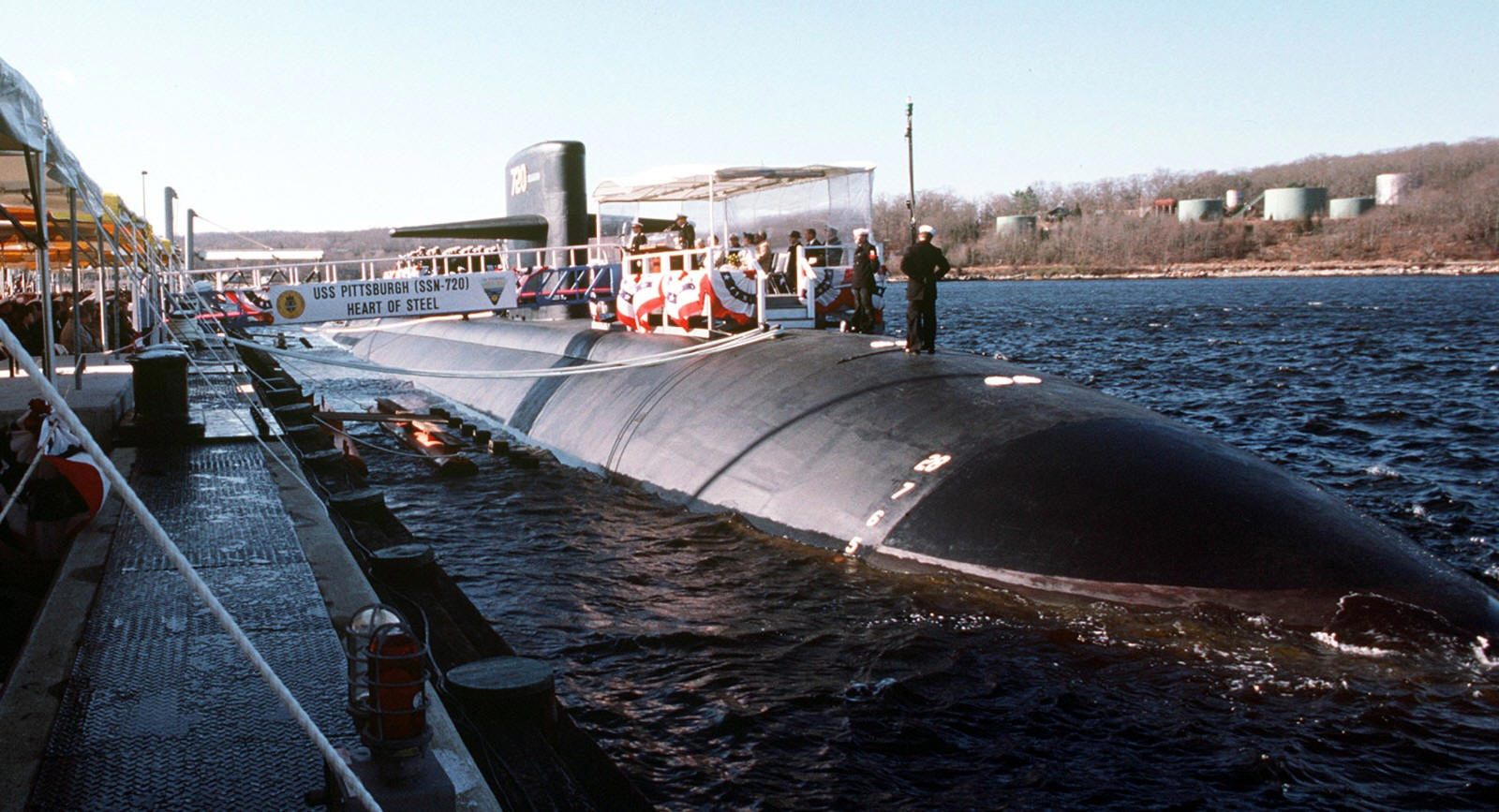 ssn-720 uss pittsburgh commissioning ceremony november 1985