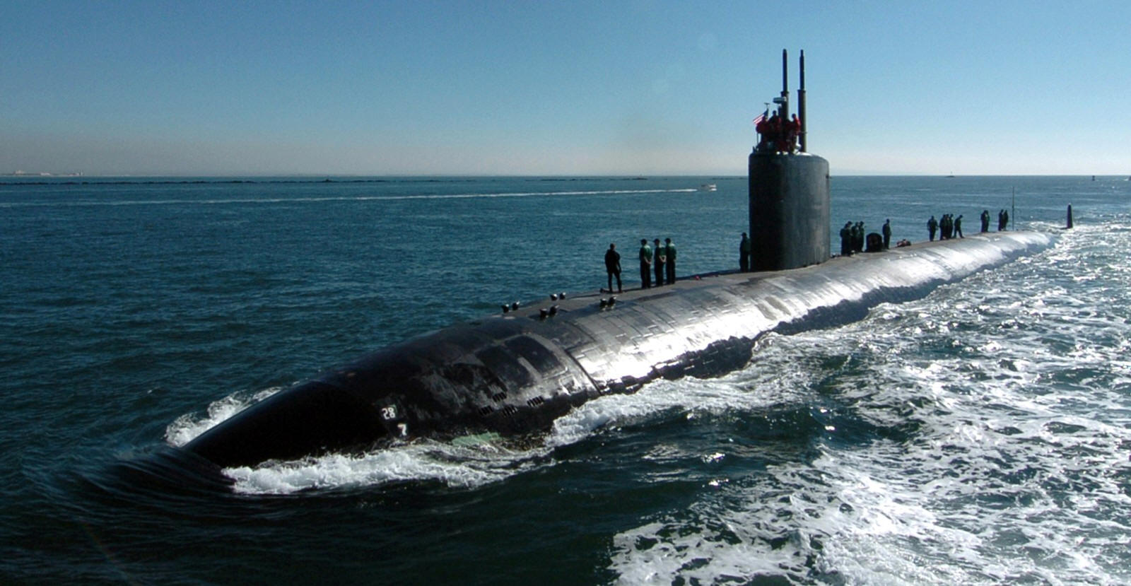 ssn-754 uss topeka los angeles class attack submarine us navy general dynamics electric boat groton