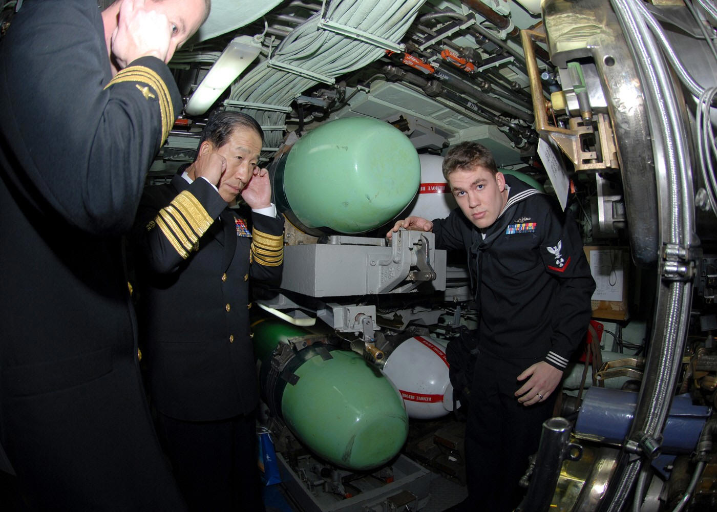 ssn-764 uss boise torpedo room