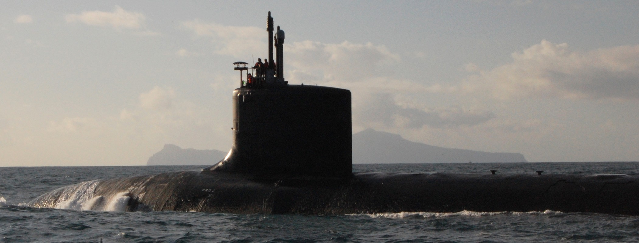 ssn-774 uss virginia attack submarine navy 2010 19 bay of naples italy