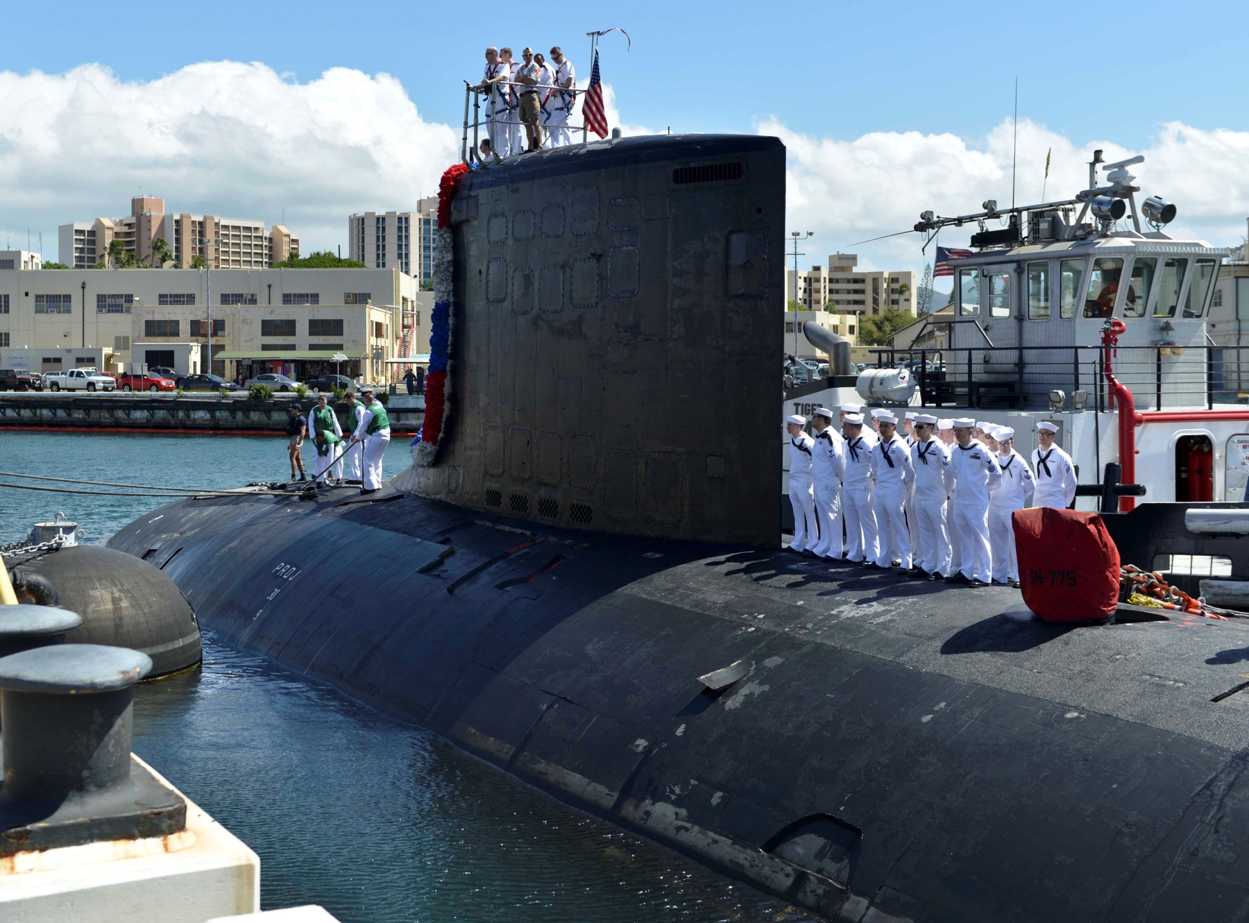 ssn-775 uss texas virginia class attack submarine navy 2016 03 joint base pearl harbor hickam hawaii