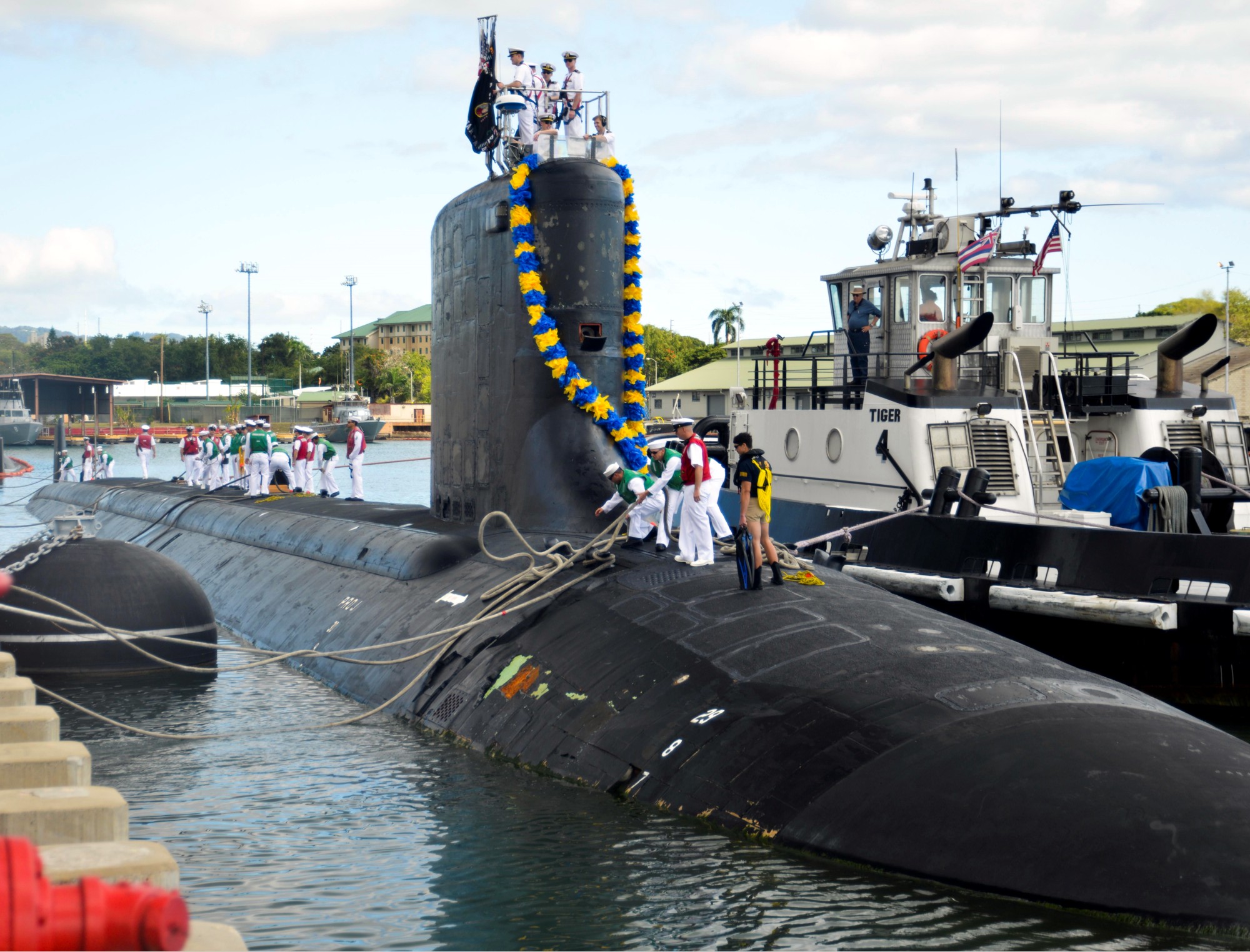ssn-776 uss hawaii virginia class attack submarine us navy 2015 02 joint base pearl harbor hickam hawaii