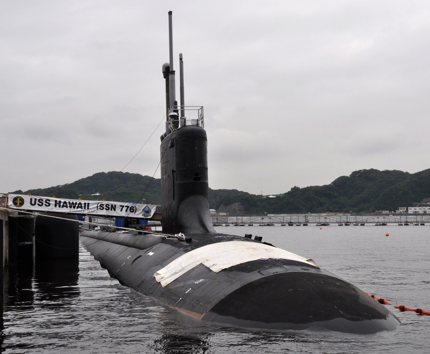 ssn-776 uss hawaii virginia class attack submarine us navy 2011 19 yokosuka japan
