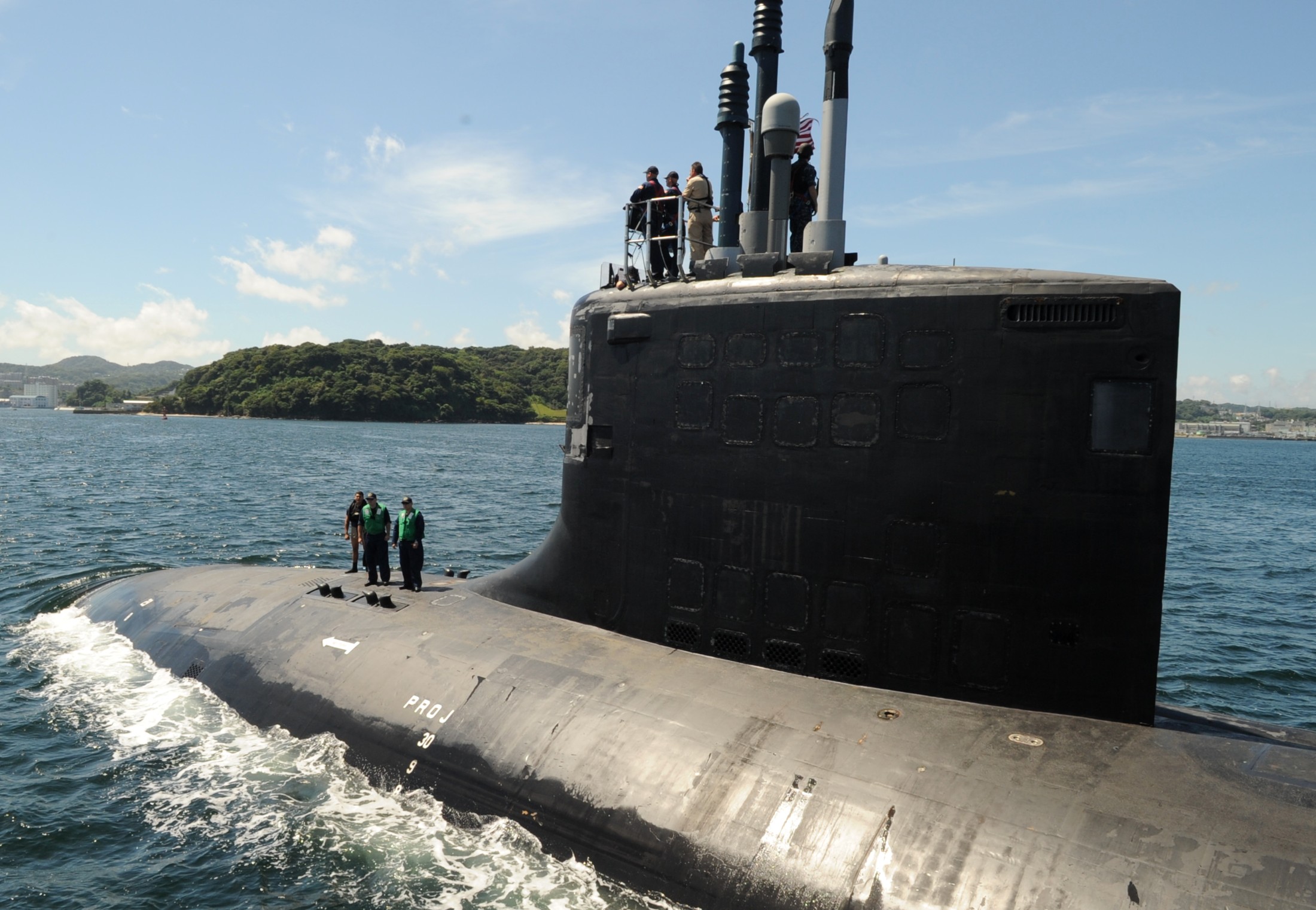 ssn-776 uss hawaii virginia class attack submarine us navy 2010 23