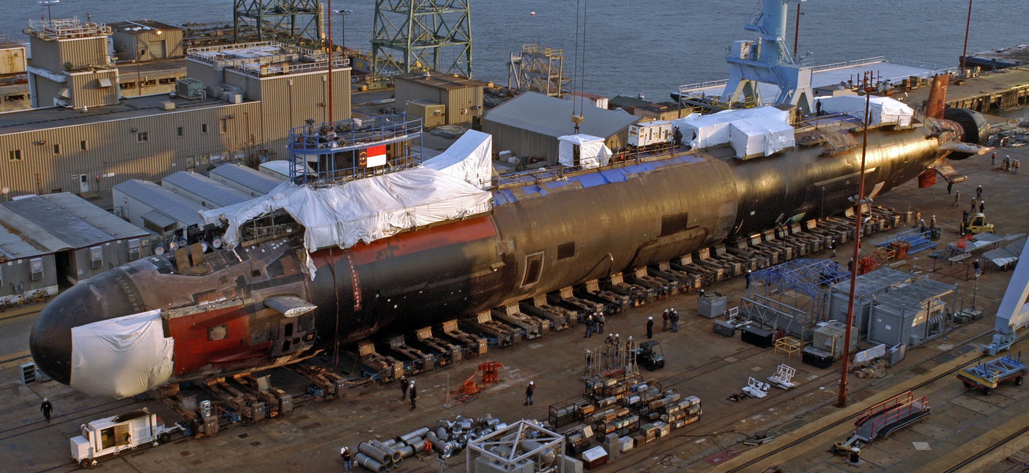 ssn-777 uss north carolina virginia class attack submarine us navy 2007 33 newport news shipbuilding virginia
