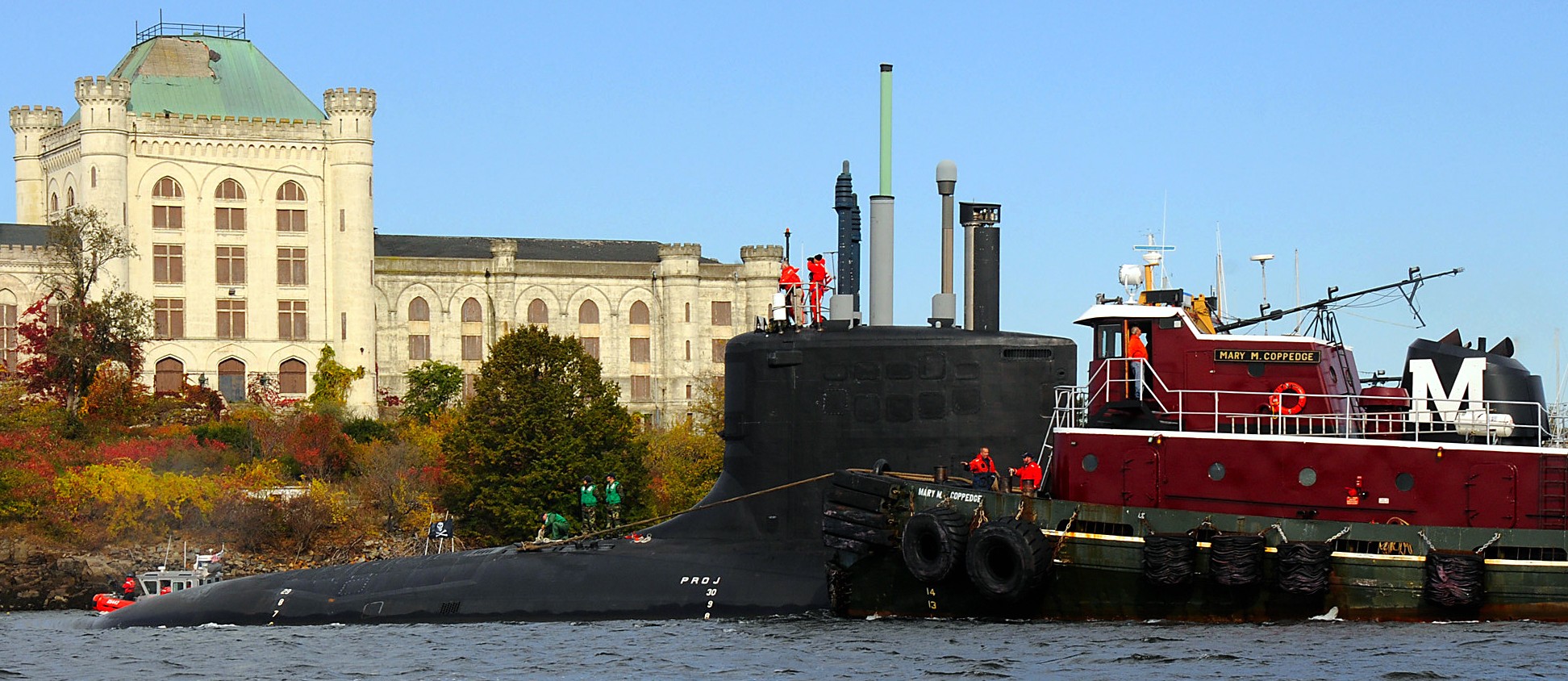 ssn-778 uss new hampshire virginia class attack submarine us navy 20 kittery maine