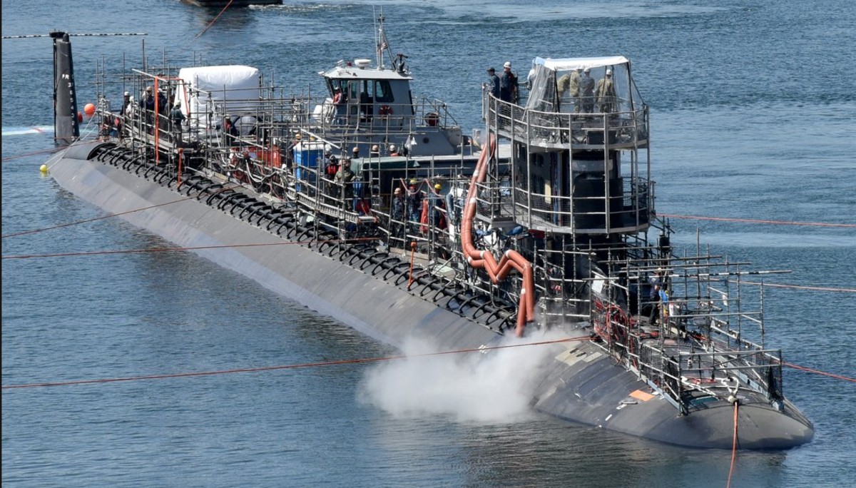 ssn-778 uss new hampshire virginia class attack submarine us navy 32 portsmouth naval shipyard kittery maine