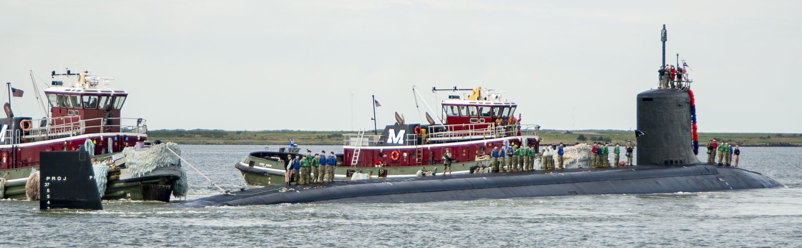 ssn-778 uss new hampshire virginia class attack submarine us navy 37 norfolk virginia