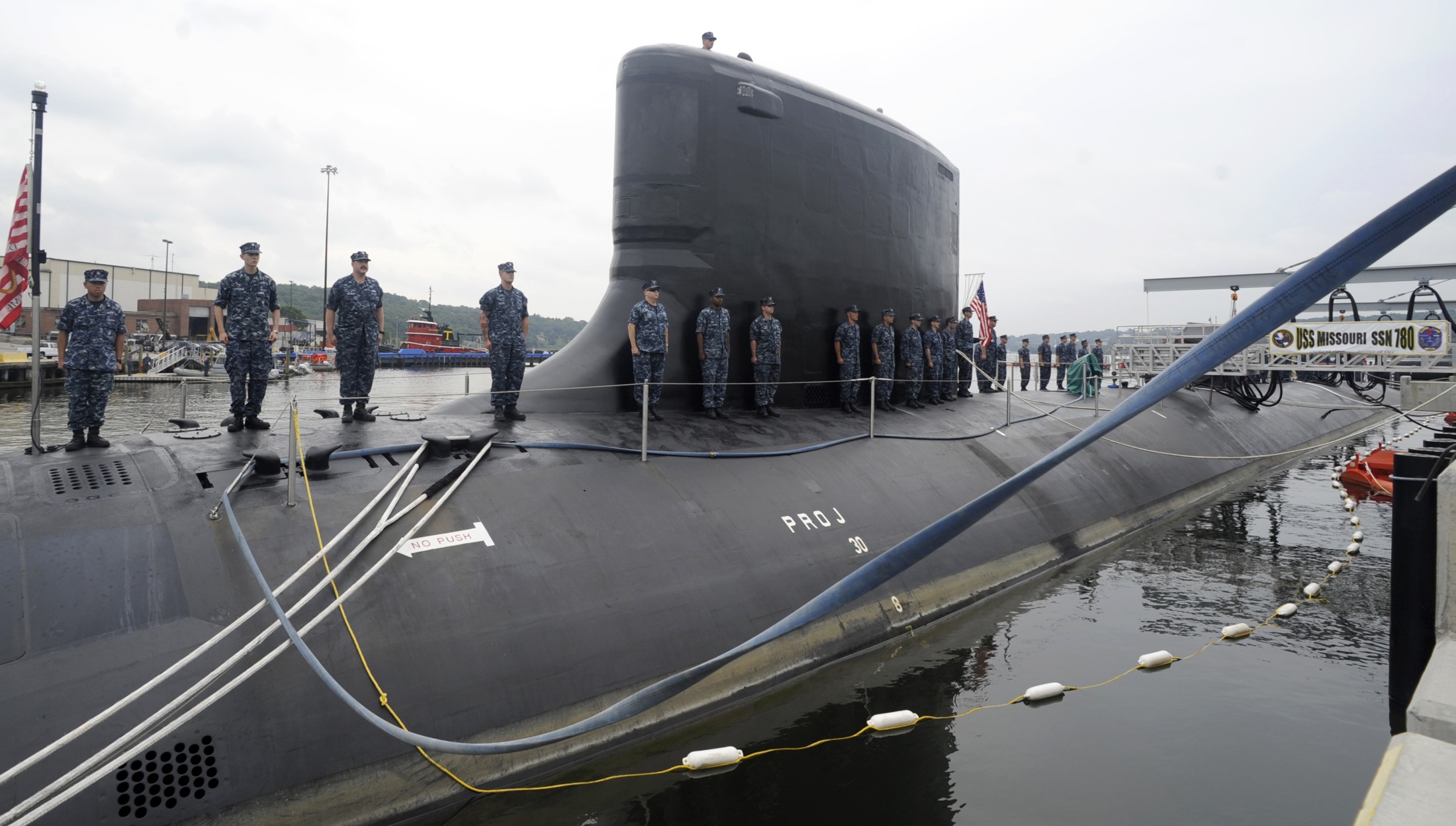 ssn-780 uss missouri virginia class attack submarine us navy 38 subase new london groton