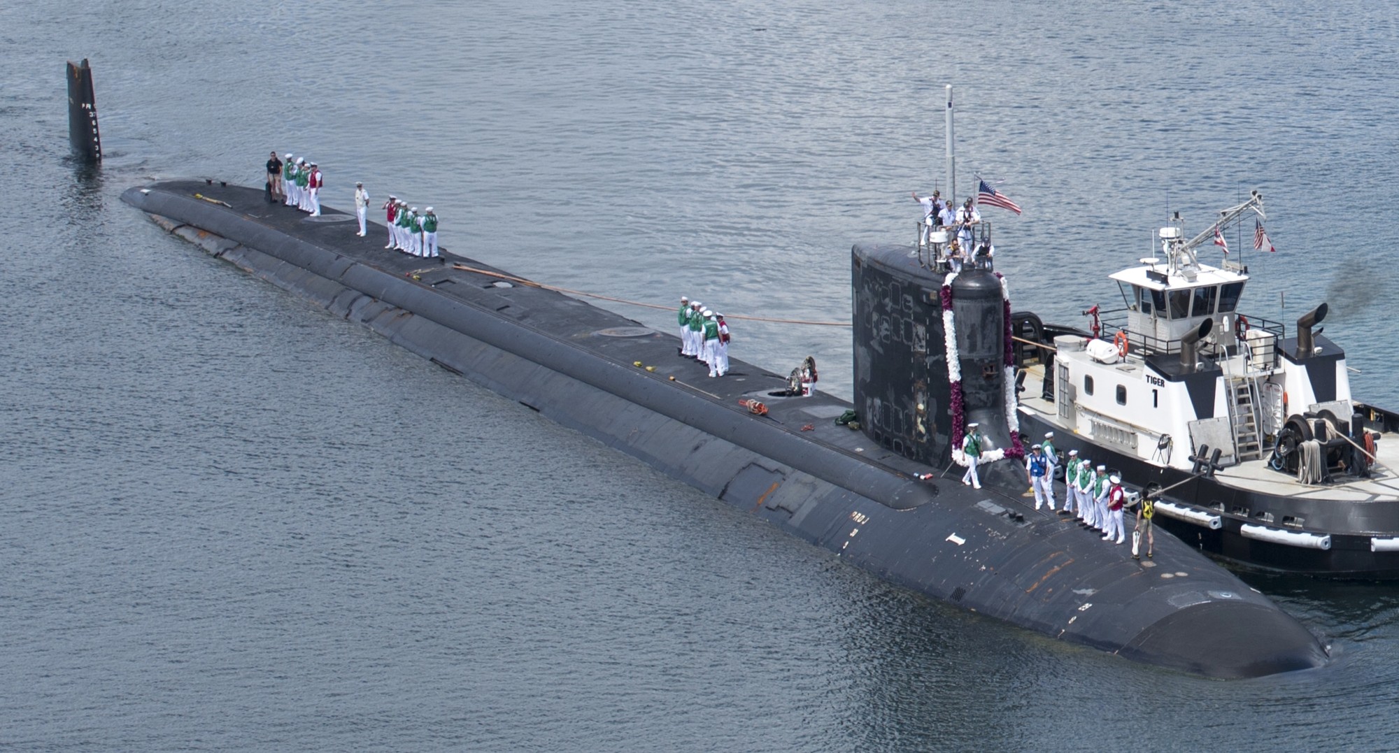 ssn-782 uss mississippi virginia class attack submarine us navy 42 pearl harbor hickam hawaii