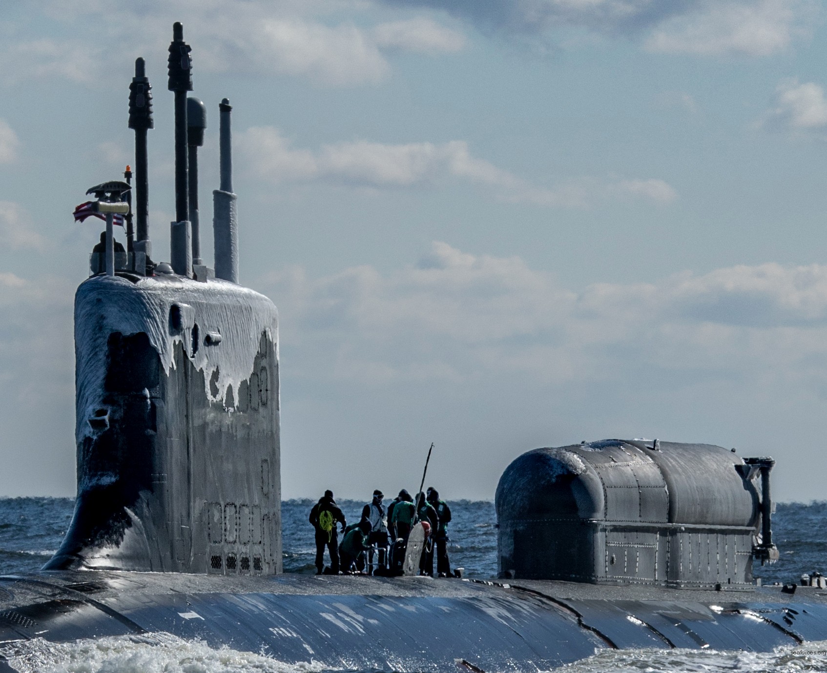 ssn-784 uss north dakota virginia class attack submarine us navy 25 dry deck shelter
