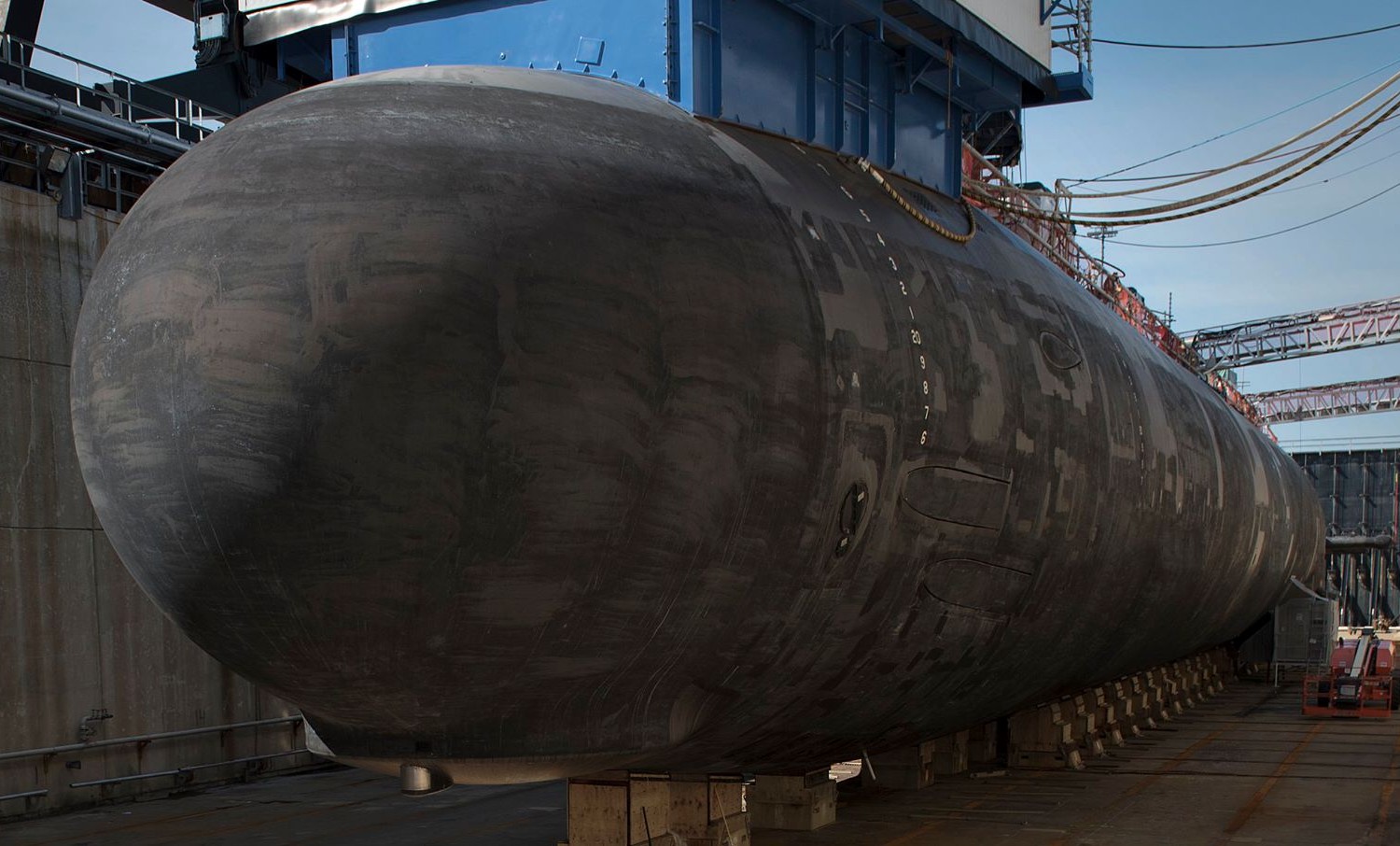 ssn-784 uss north dakota virginia class attack submarine us navy 37 dry dock
