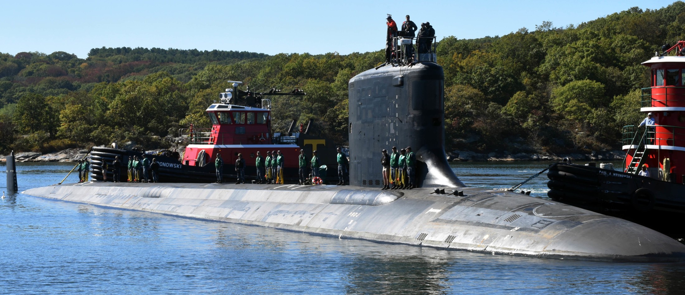ssn-786 uss illinois virginia class attack submarine us navy 12 subase new london groton