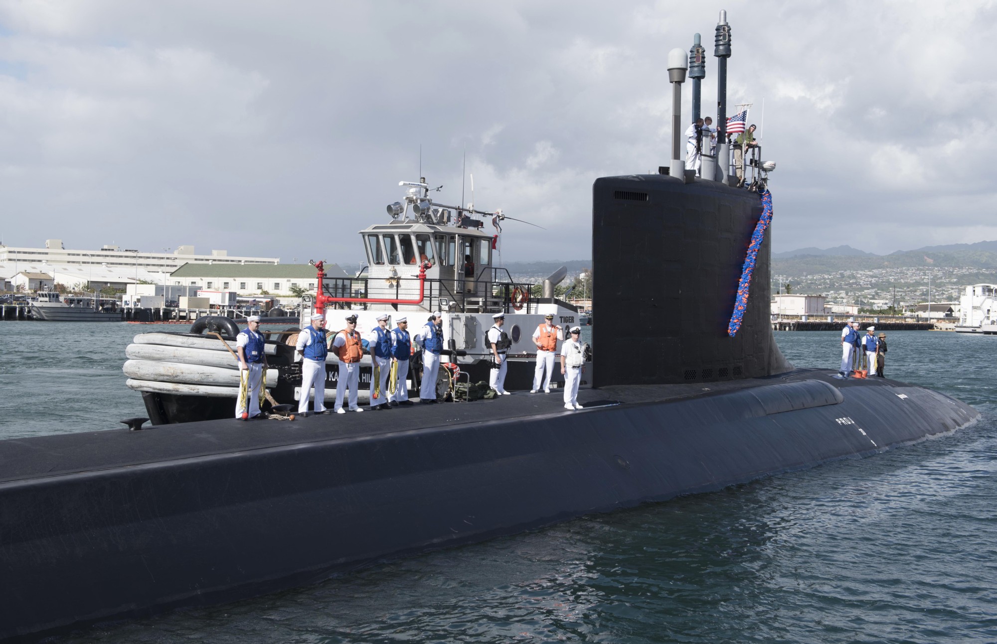 ssn-786 uss illinois virginia class attack submarine us navy 26 joint base pearl harbor hawaii homeport