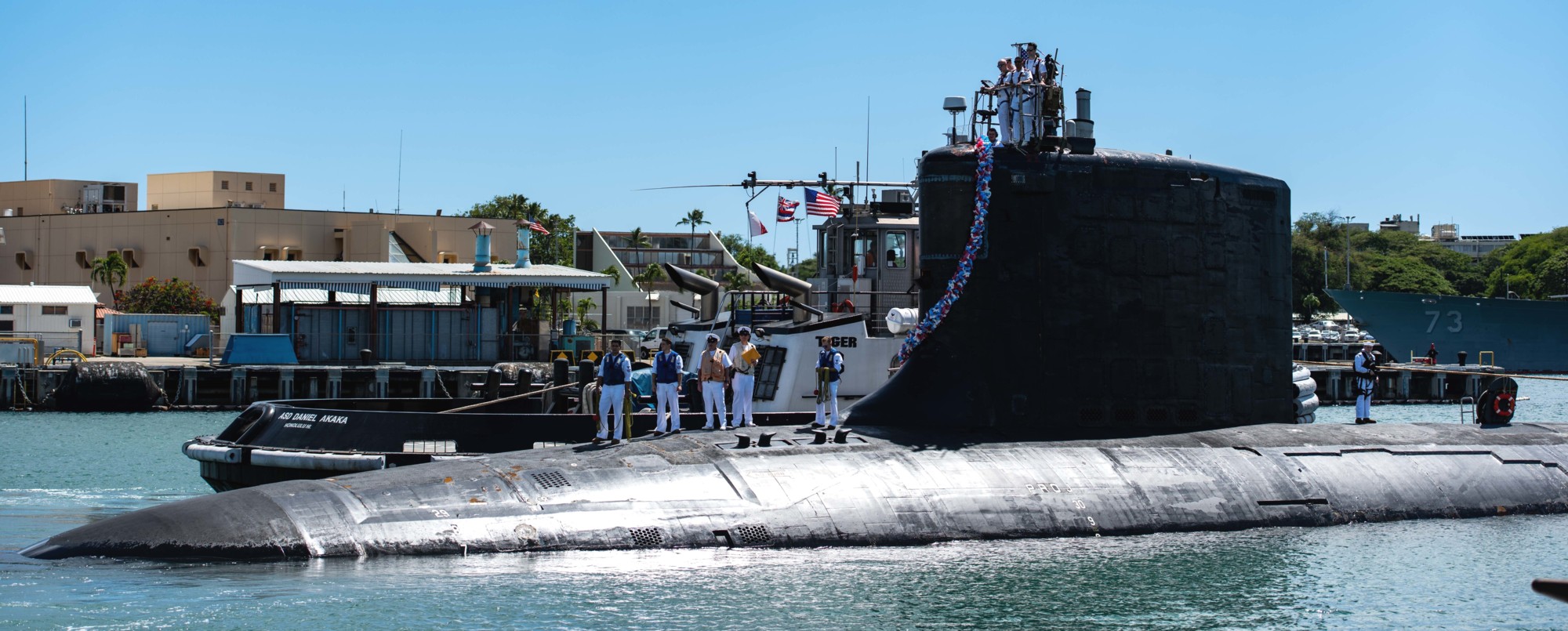 ssn-786 uss illinois virginia class attack submarine us navy 36 joint base pearl harbor hickam hawaii