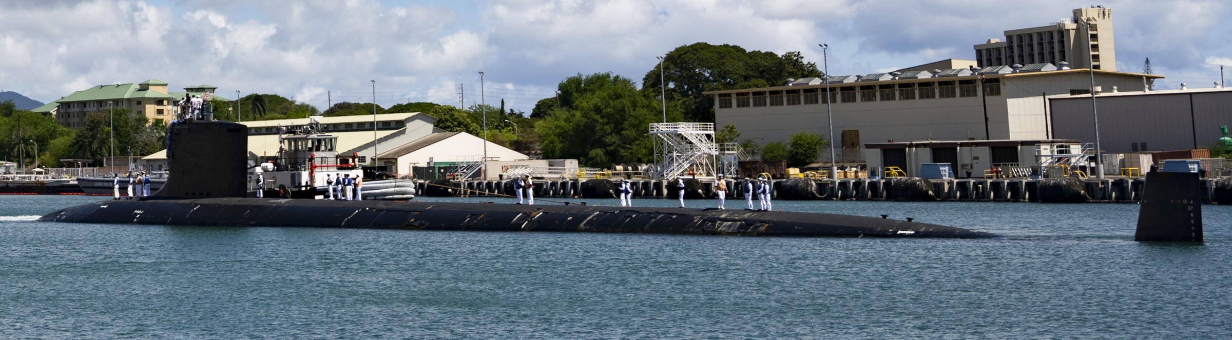 ssn-786 uss illinois virginia class attack submarine us navy 37 returning pearl harbor hickam hawaii
