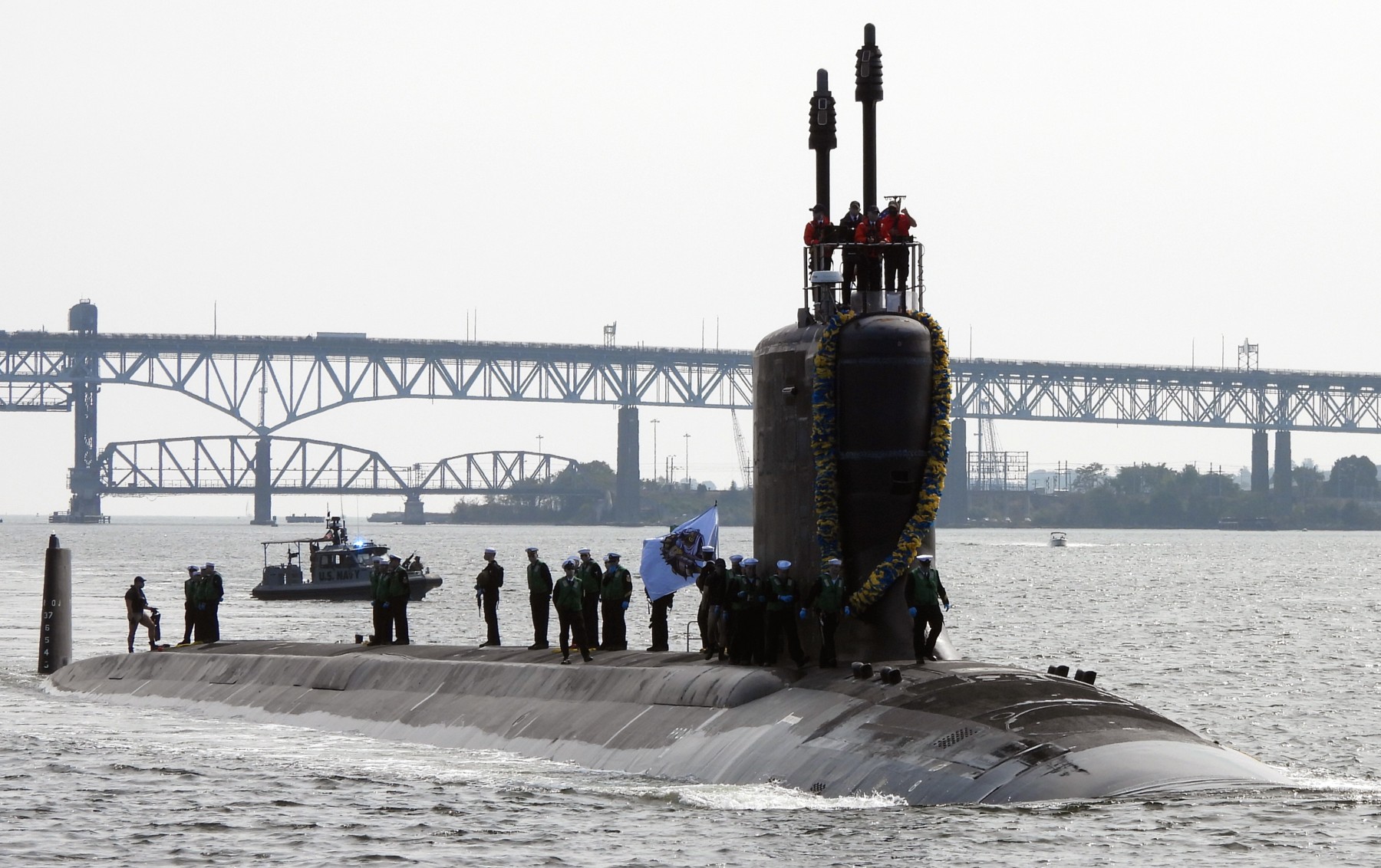 ssn-789 uss indiana virginia class attack submarine us navy 53 returning groton connecticut