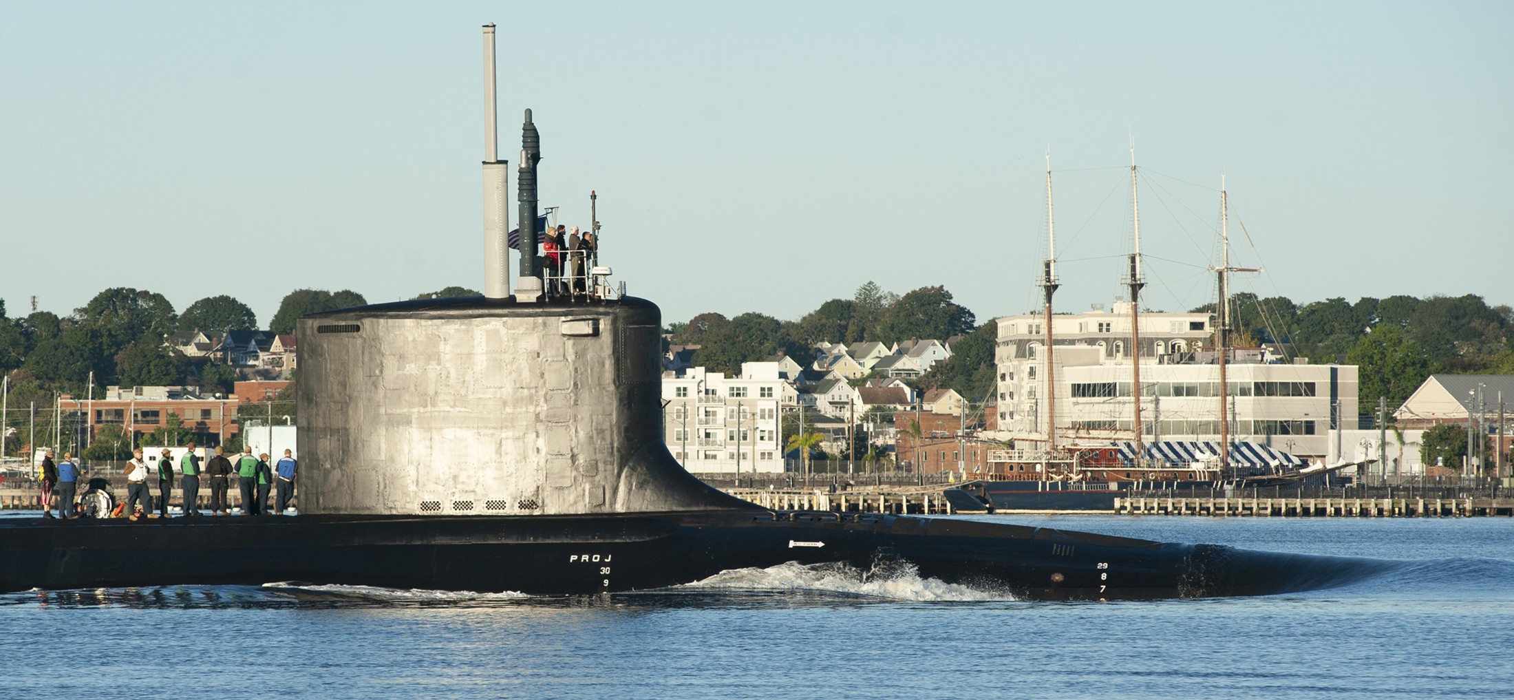 ssn-791 uss delaware virginia class attack submarine us navy 14 naval base new london groton connecticut